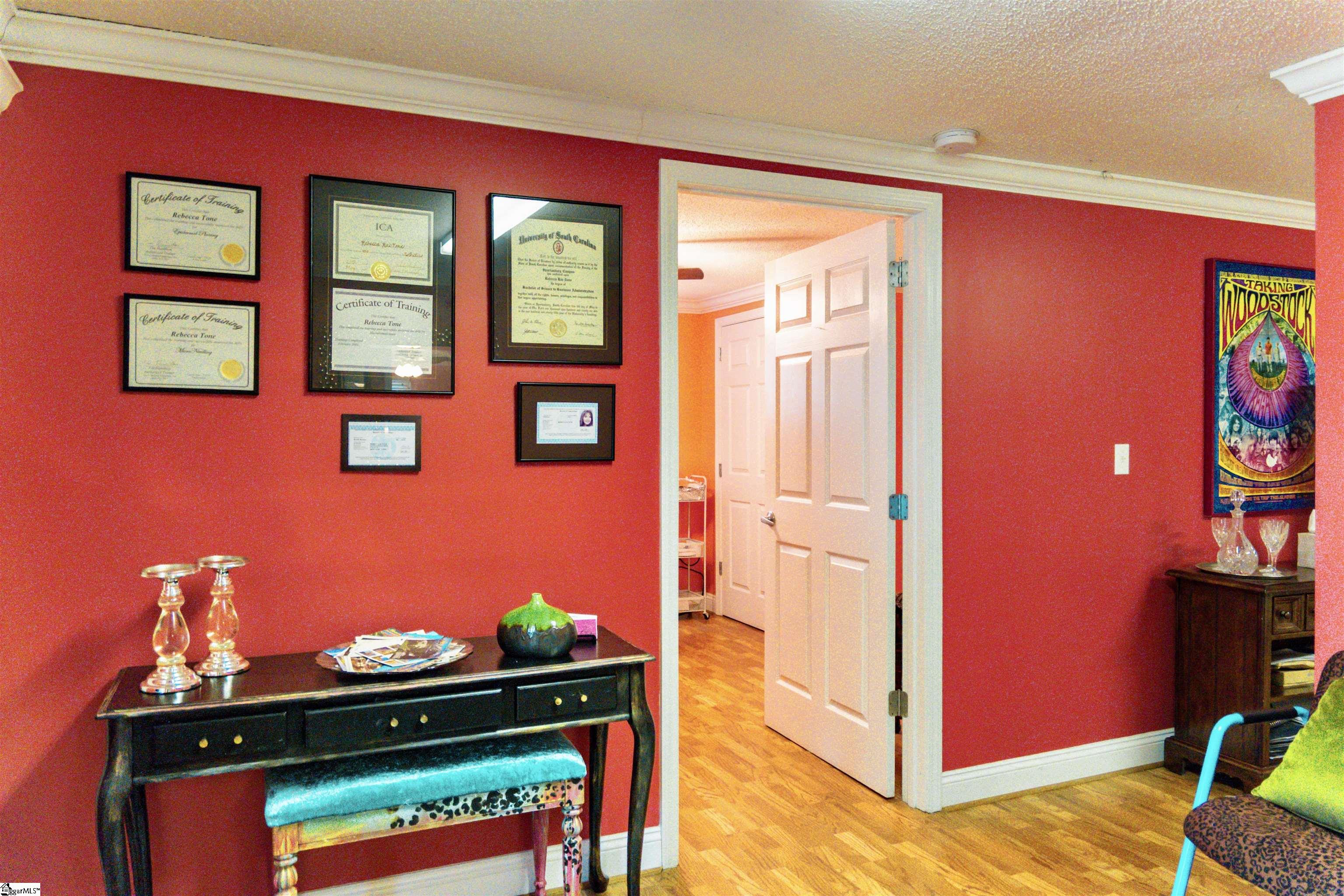 1501b Boiling Springs Road Property Photo 7