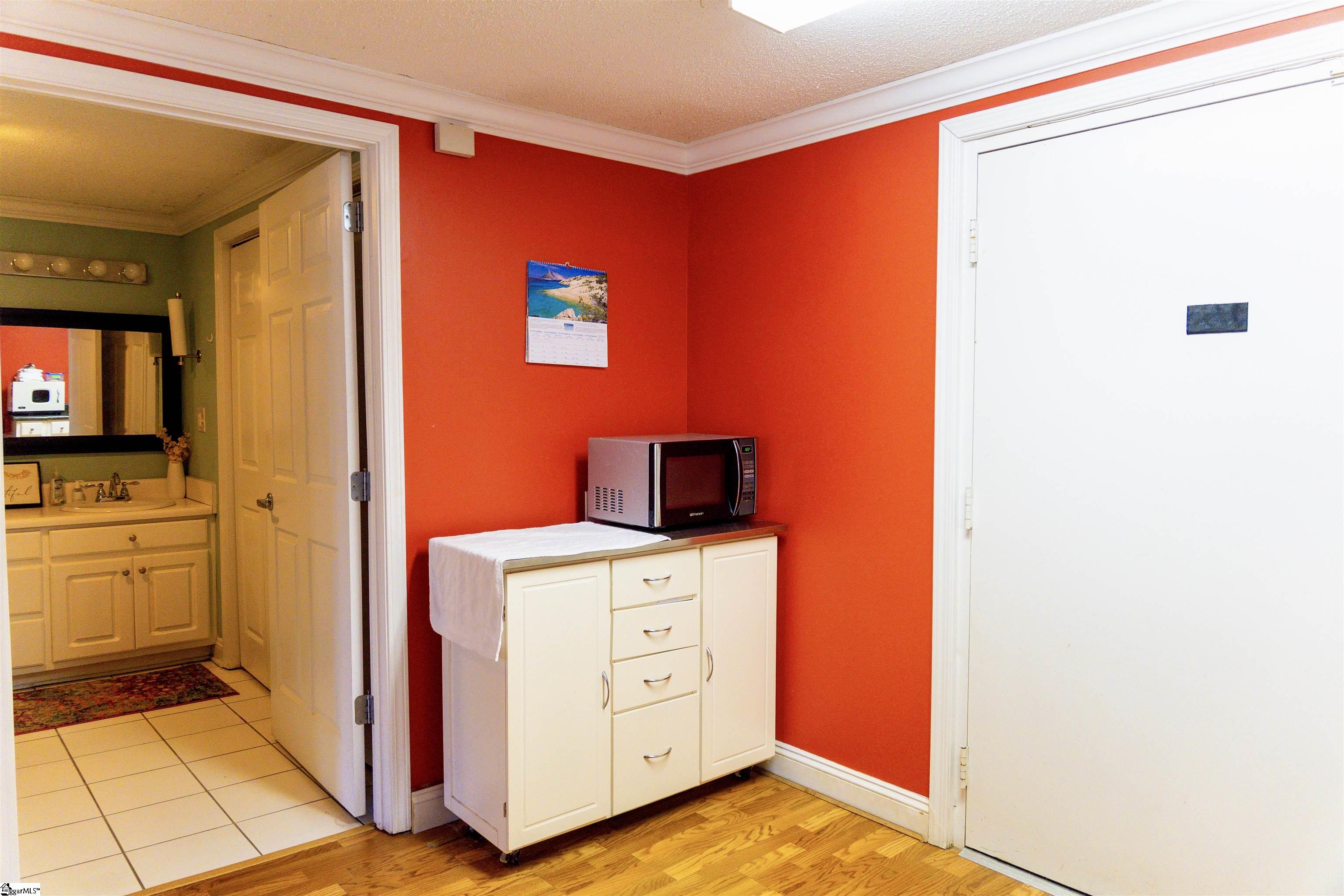 1501b Boiling Springs Road Property Photo 21