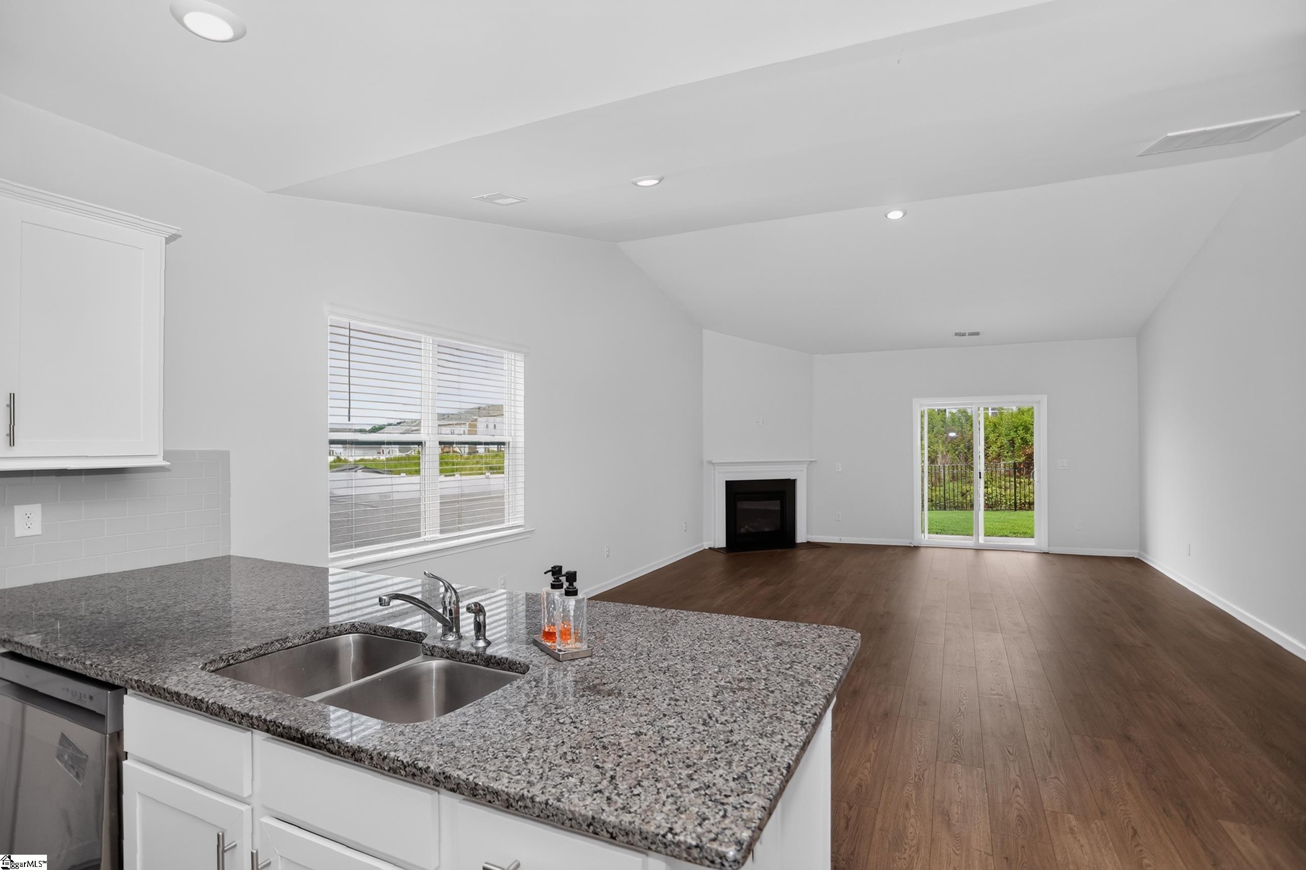 203 Light Spring Road Property Photo 12