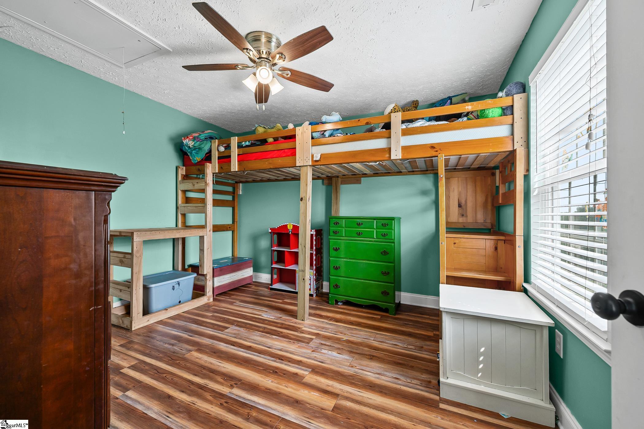 258 Gibbs Road Property Photo 15
