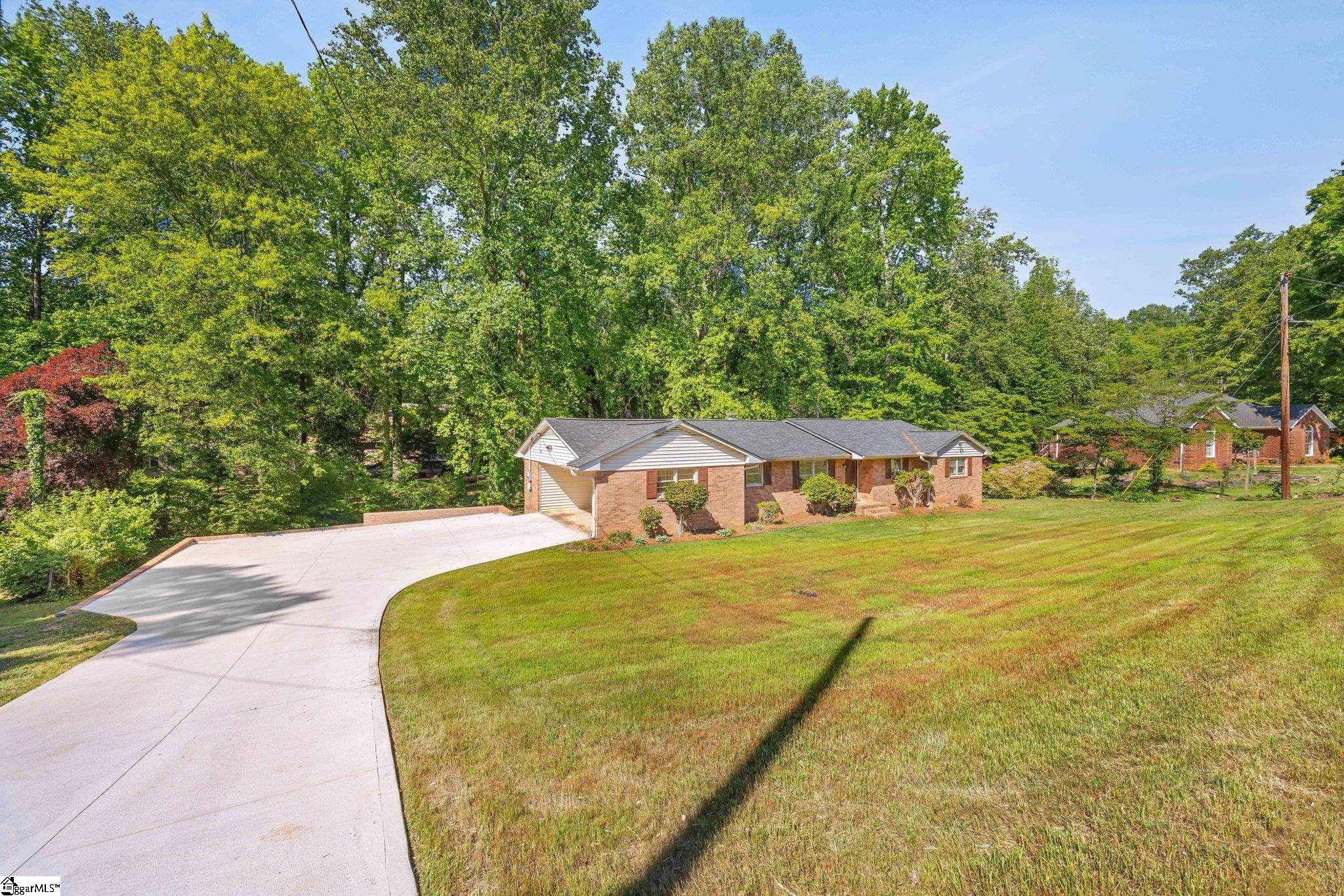 11 Fontana Drive Property Photo 3