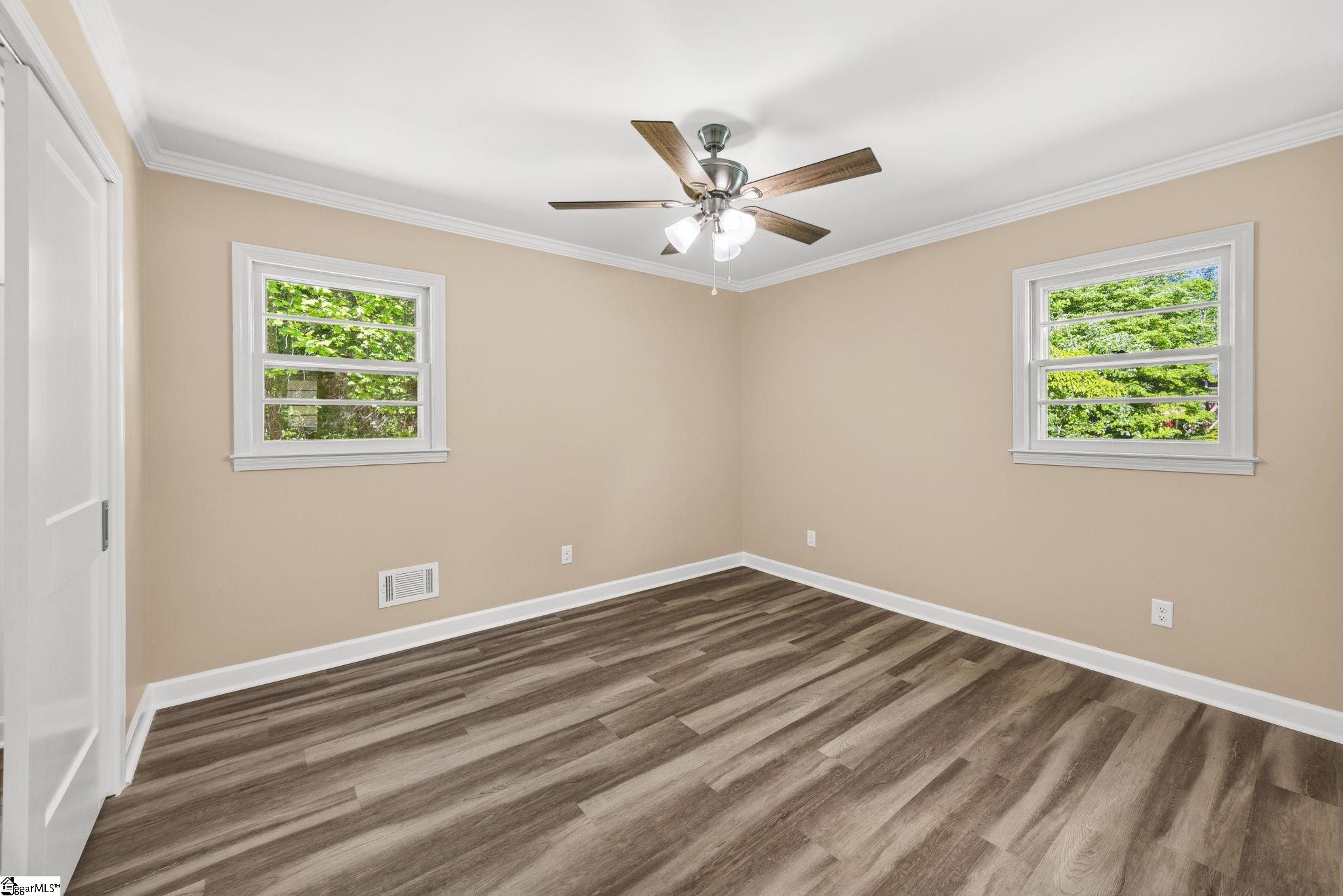 11 Fontana Drive Property Photo 23