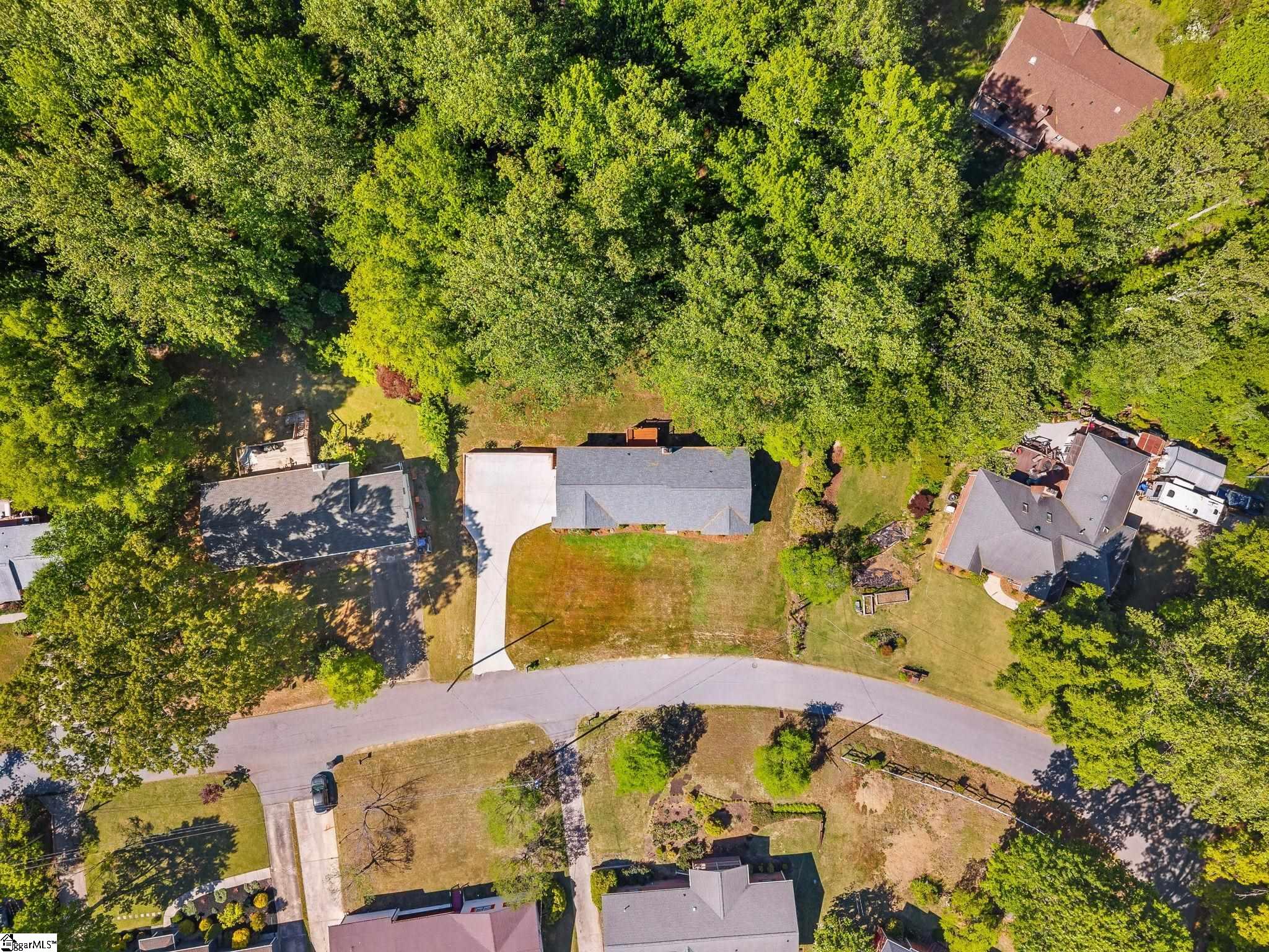 11 Fontana Drive Property Photo 43