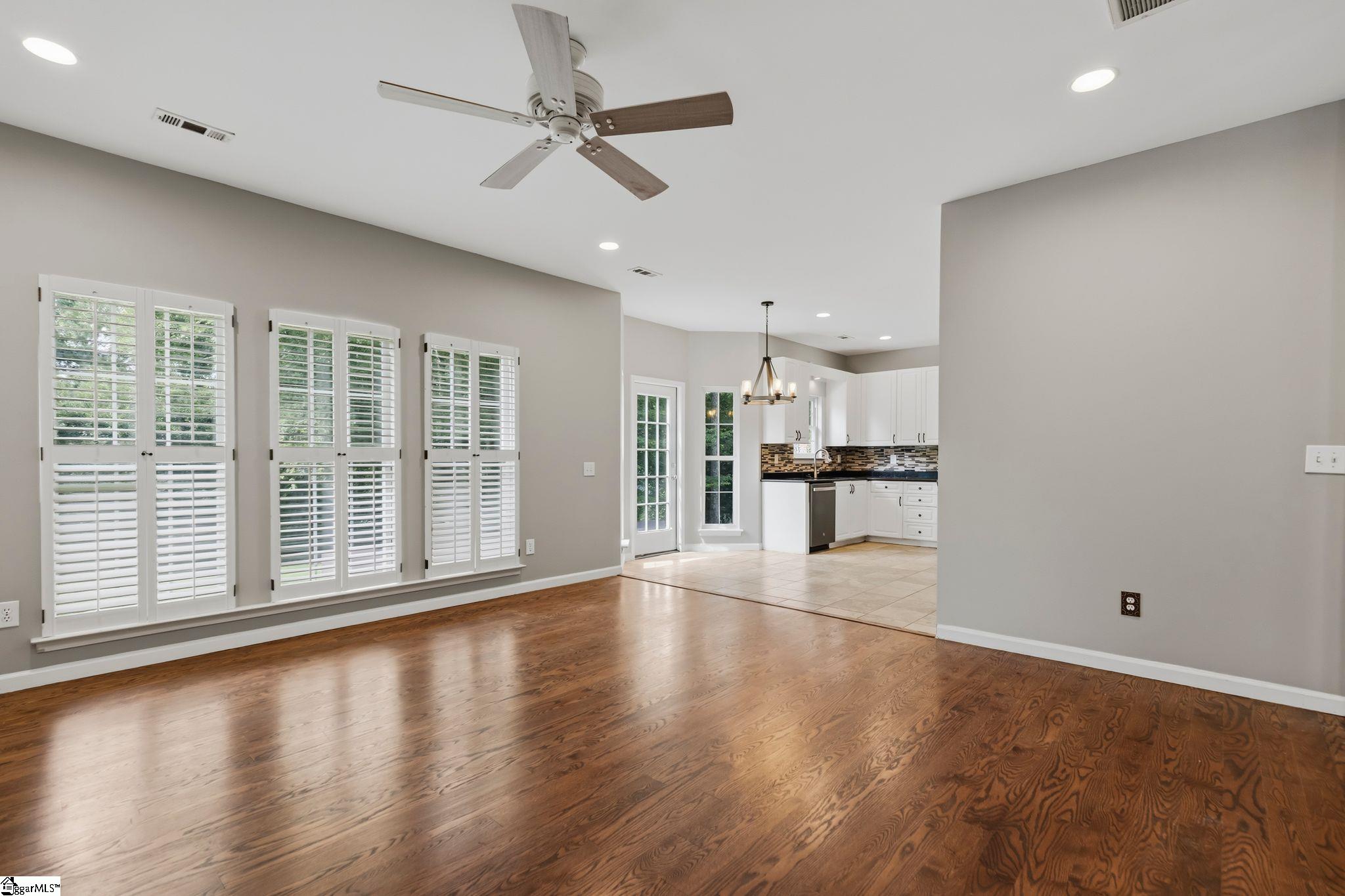 428 Ashley Oaks Drive Property Photo 11
