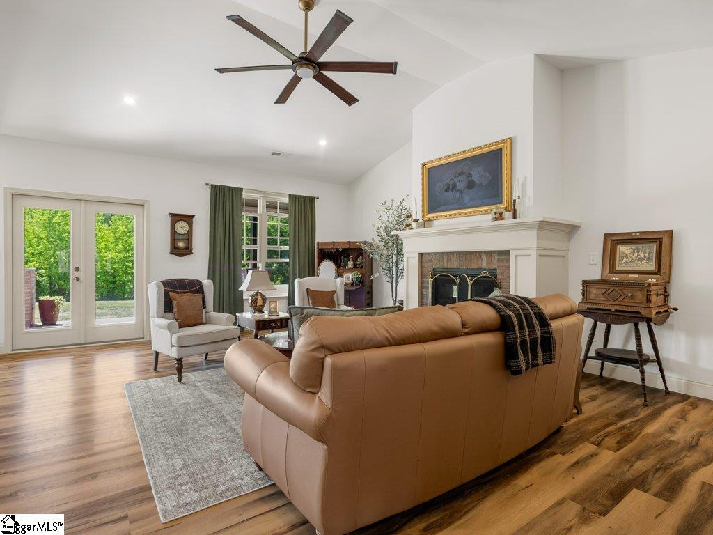 4923 Jug Factory Road Property Photo 7