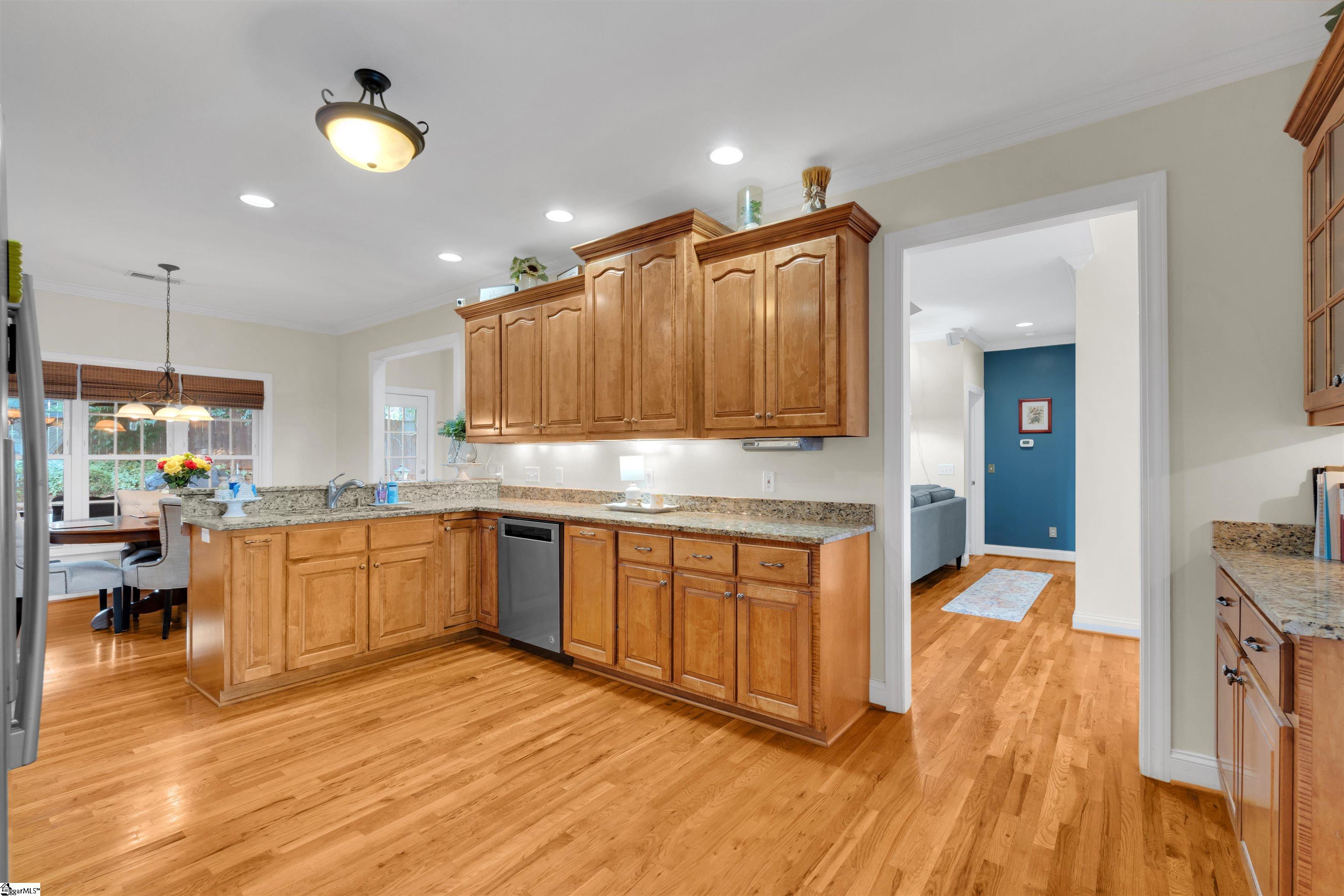 109 Windsong Court Property Photo 8