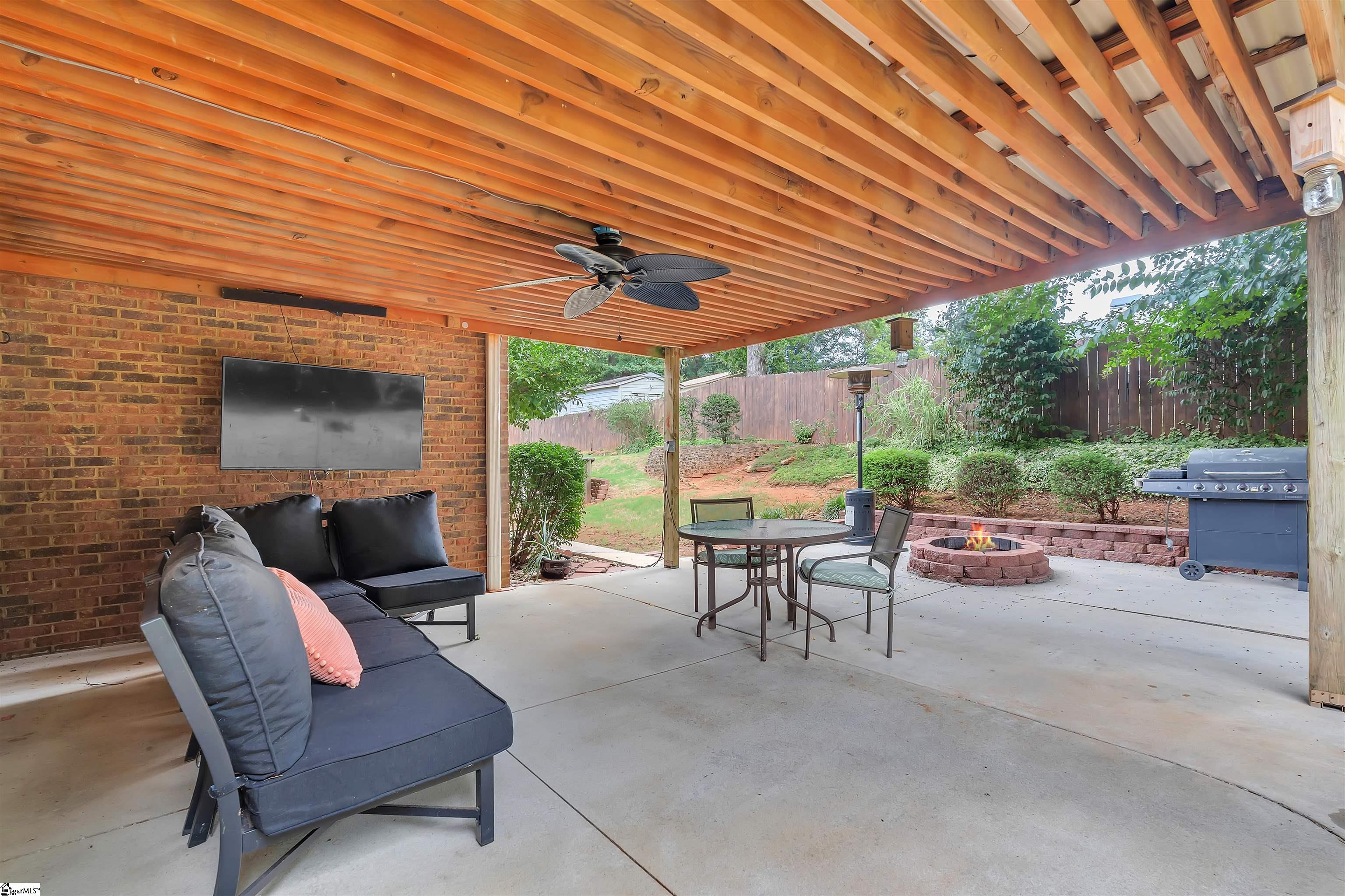 109 Windsong Court Property Photo 23