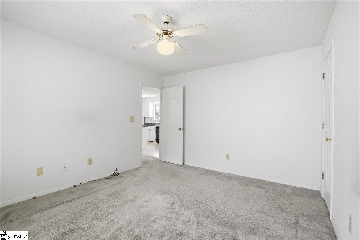 1024 Summit Drive Property Photo 13