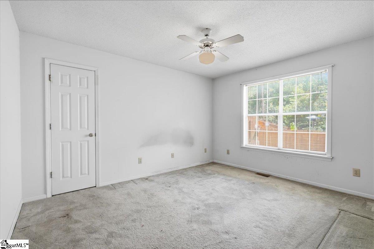 1024 Summit Drive Property Photo 14