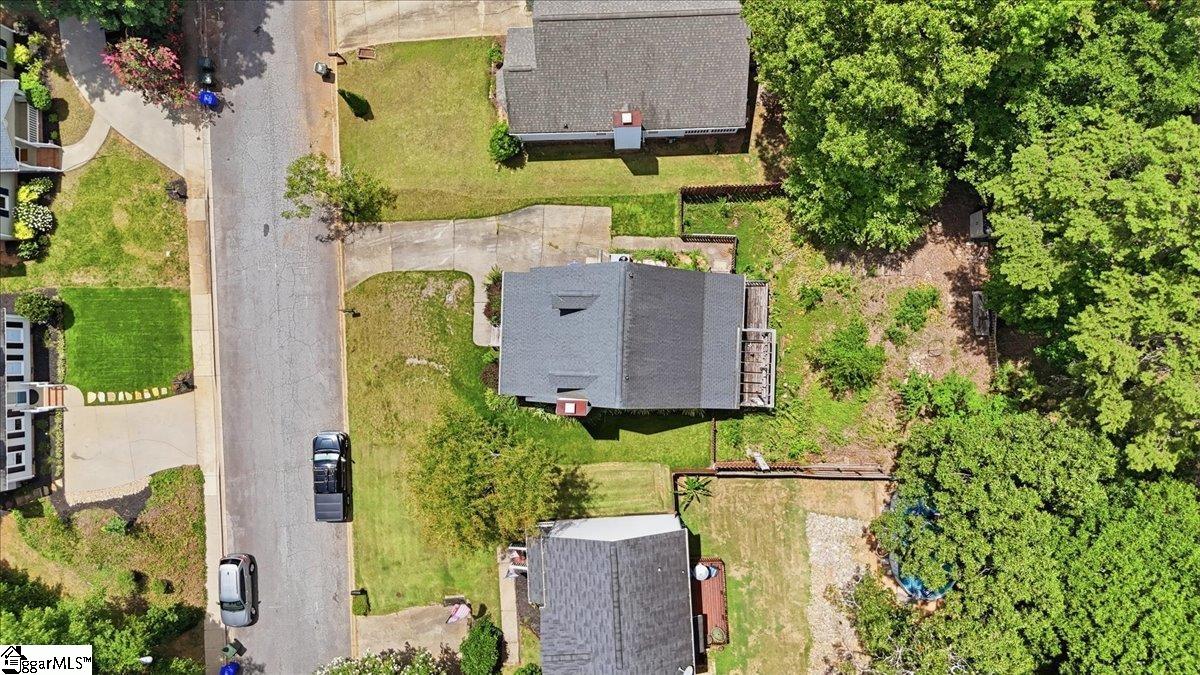 1024 Summit Drive Property Photo 36