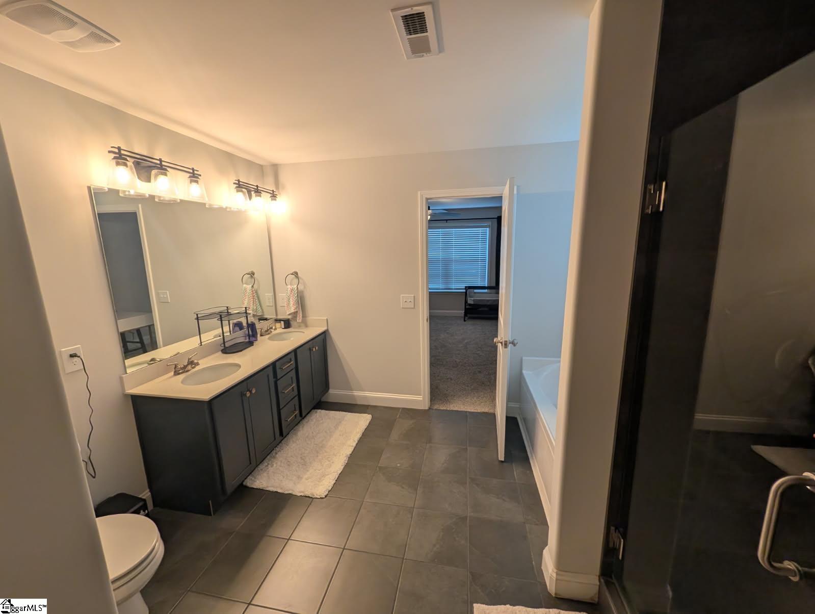 6028 Peregrine Lane Property Photo 14