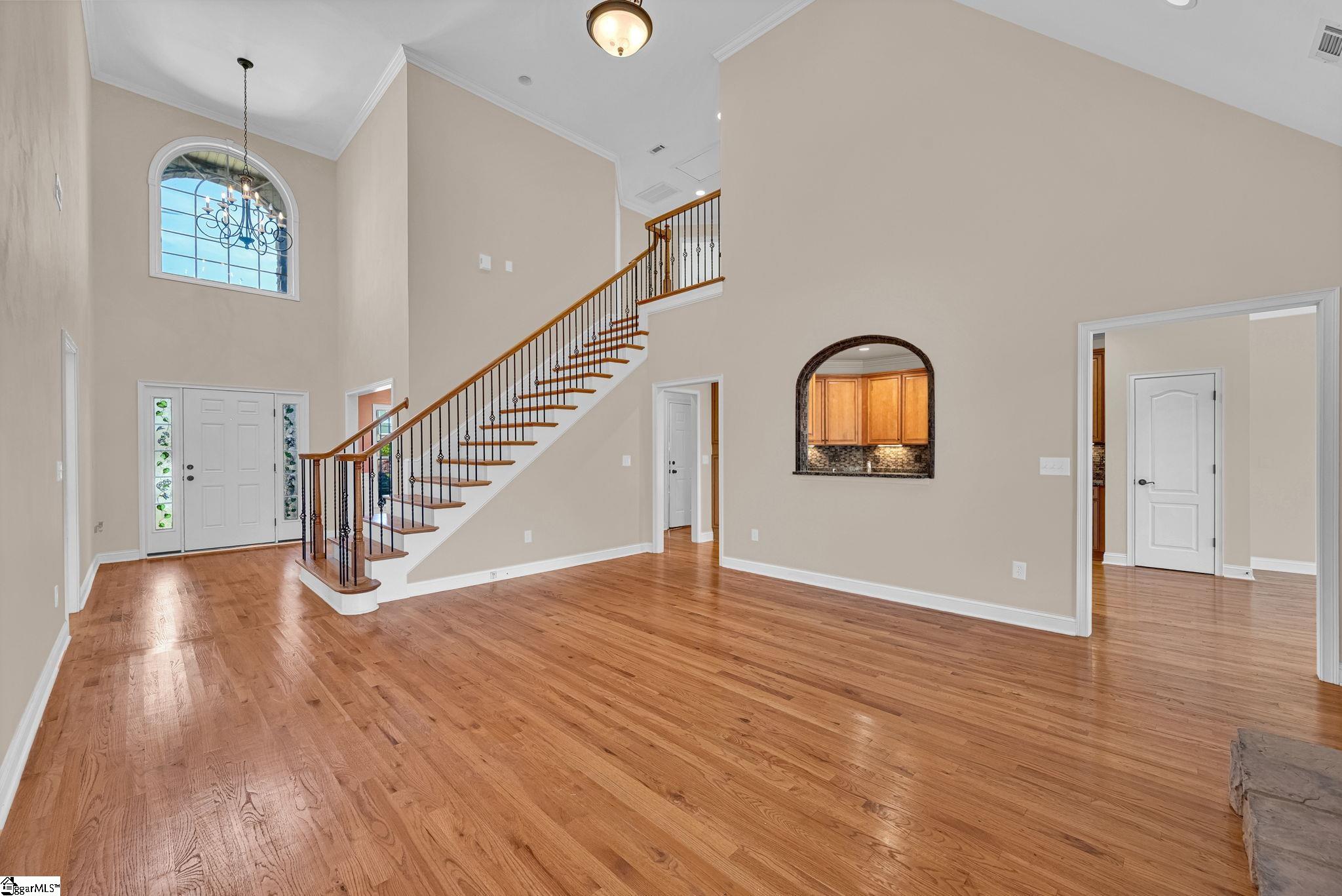 115 Gladstone Way Property Photo 8