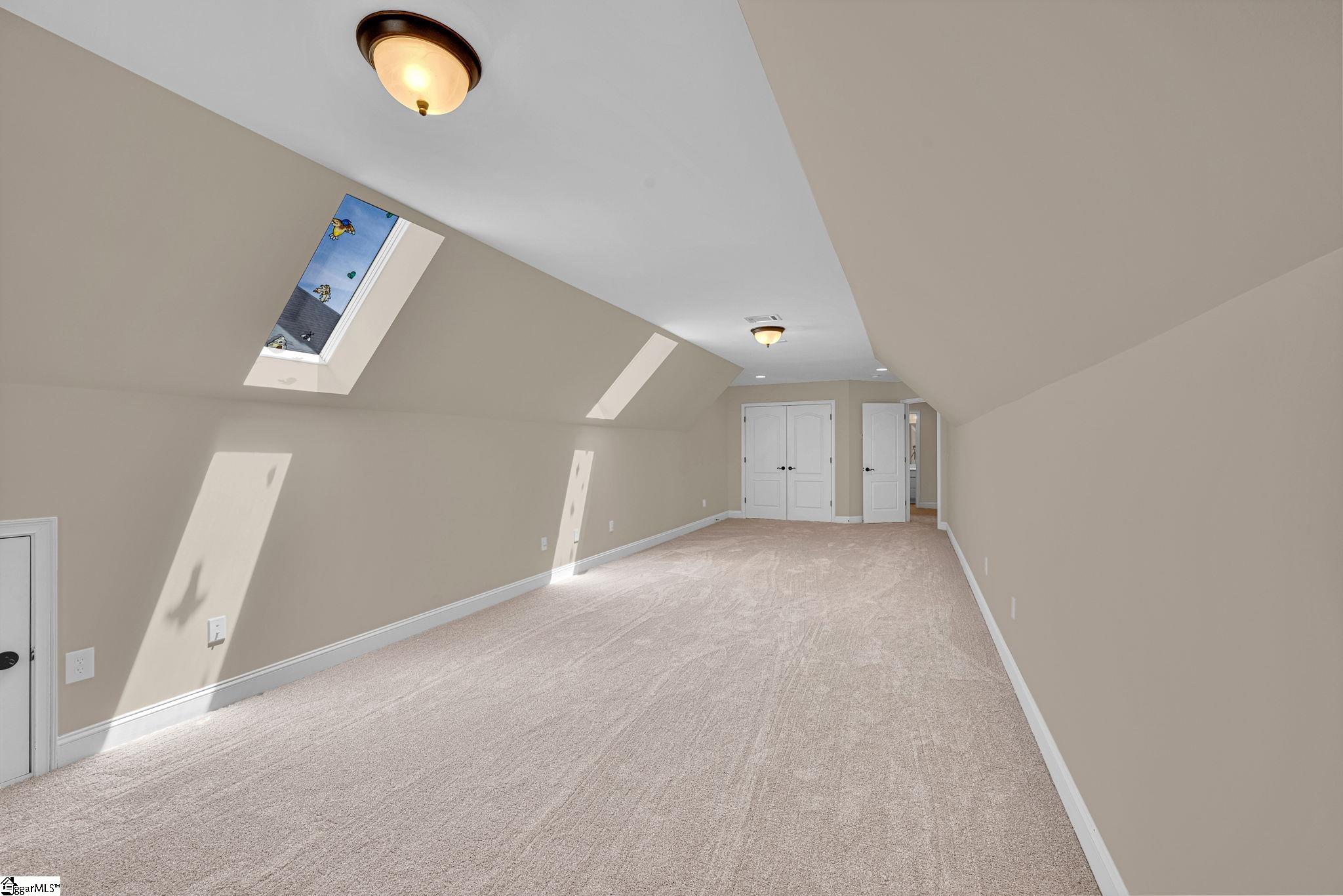 115 Gladstone Way Property Photo 37