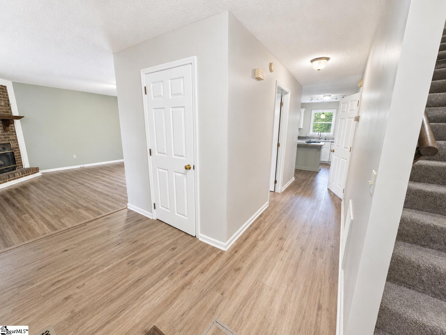 164 Greenway Avenue Property Photo 2