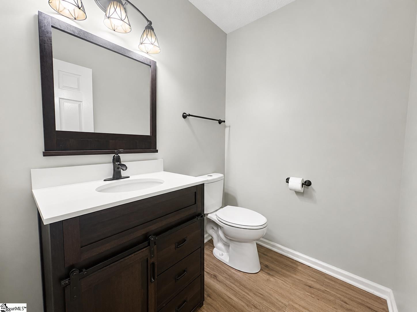 164 Greenway Avenue Property Photo 14
