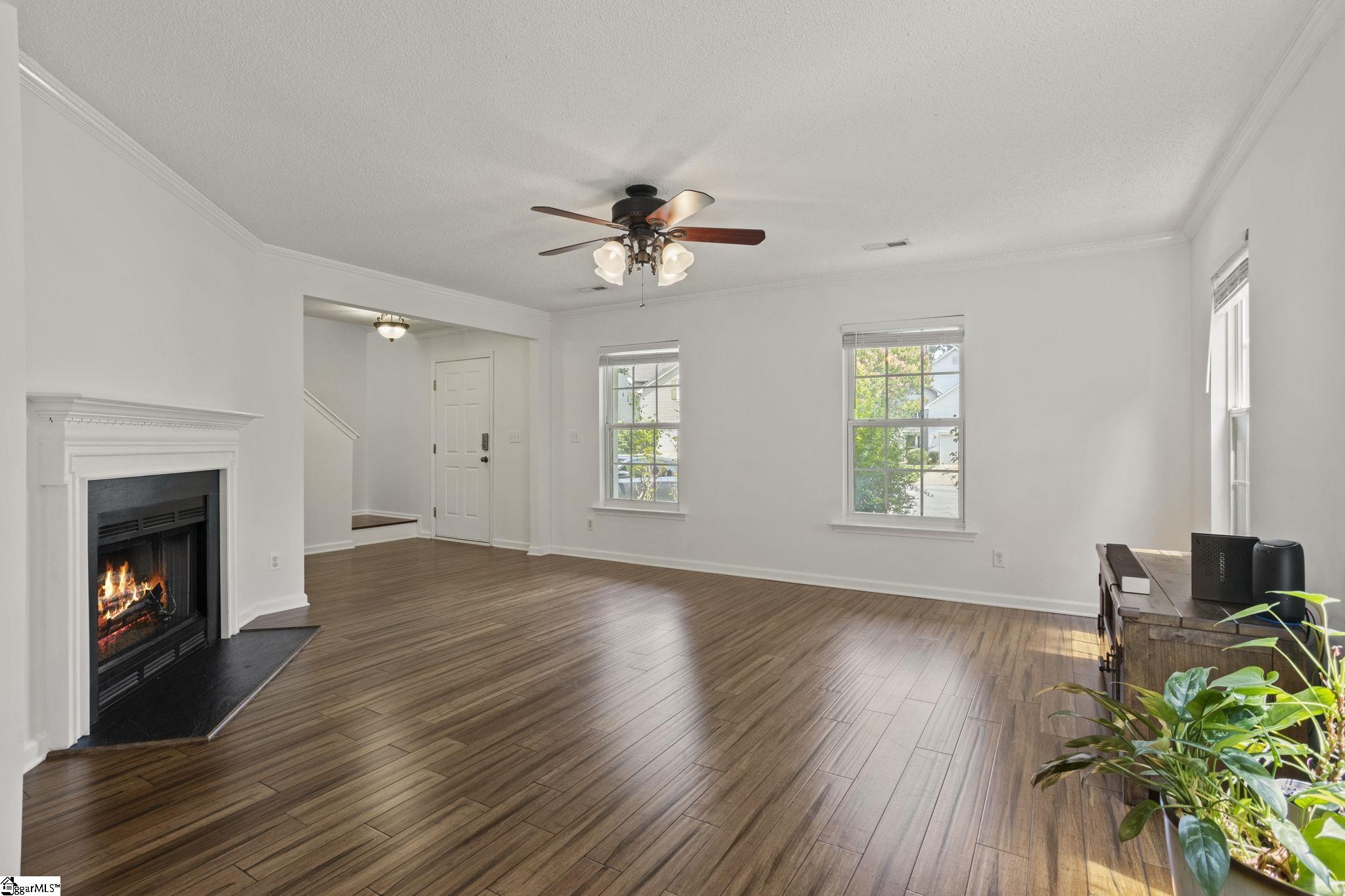 103 Raleigh Court Property Photo 6