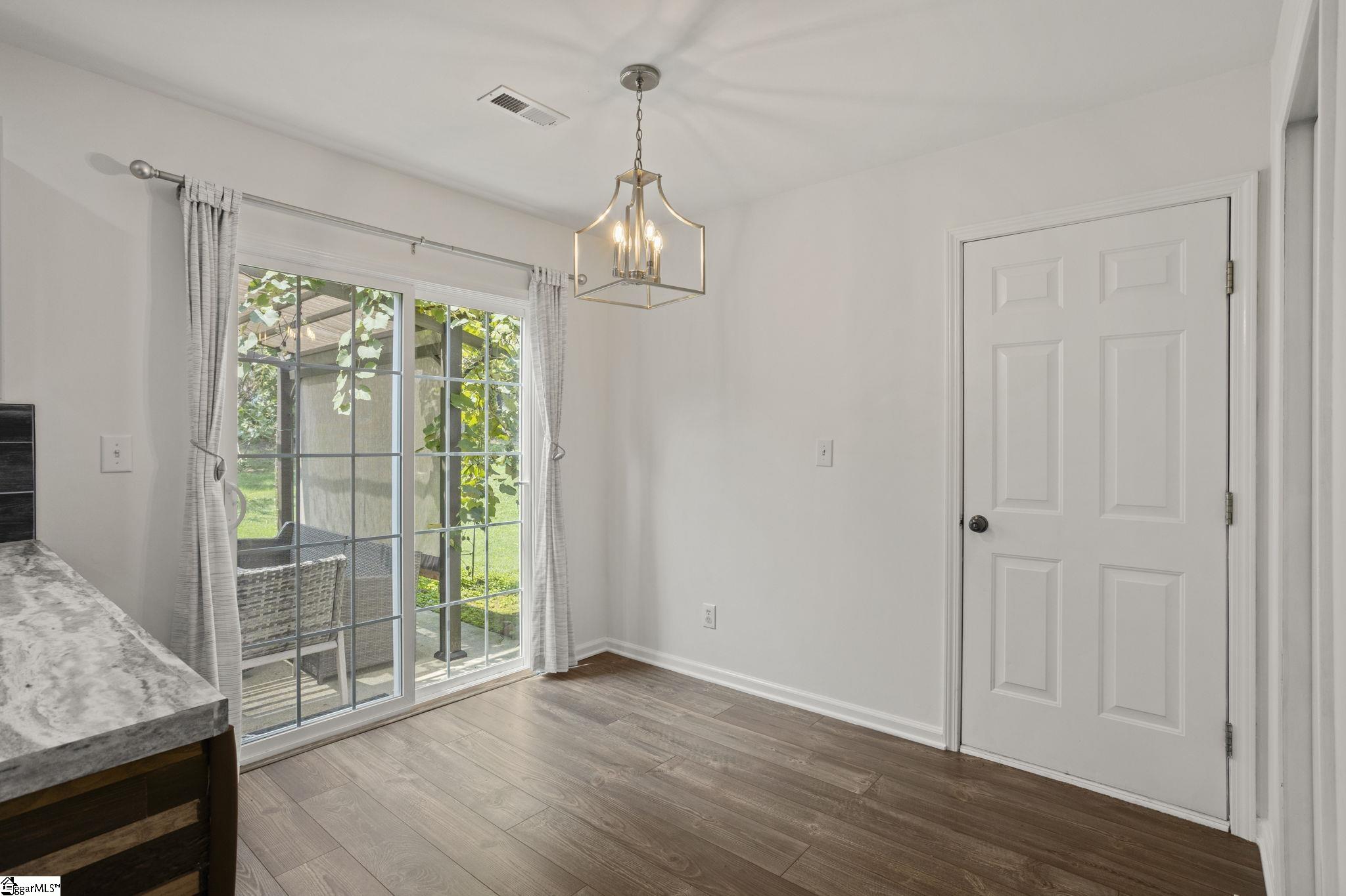 103 Raleigh Court Property Photo 13