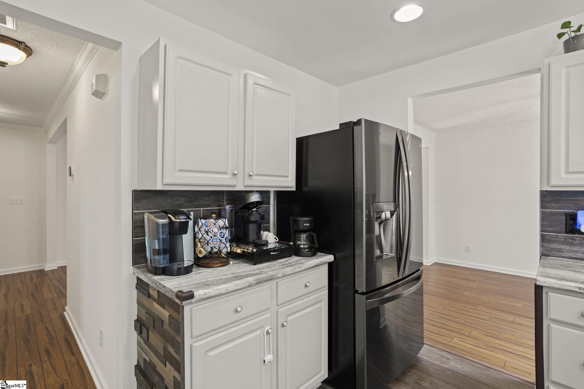 103 Raleigh Court Property Photo 16