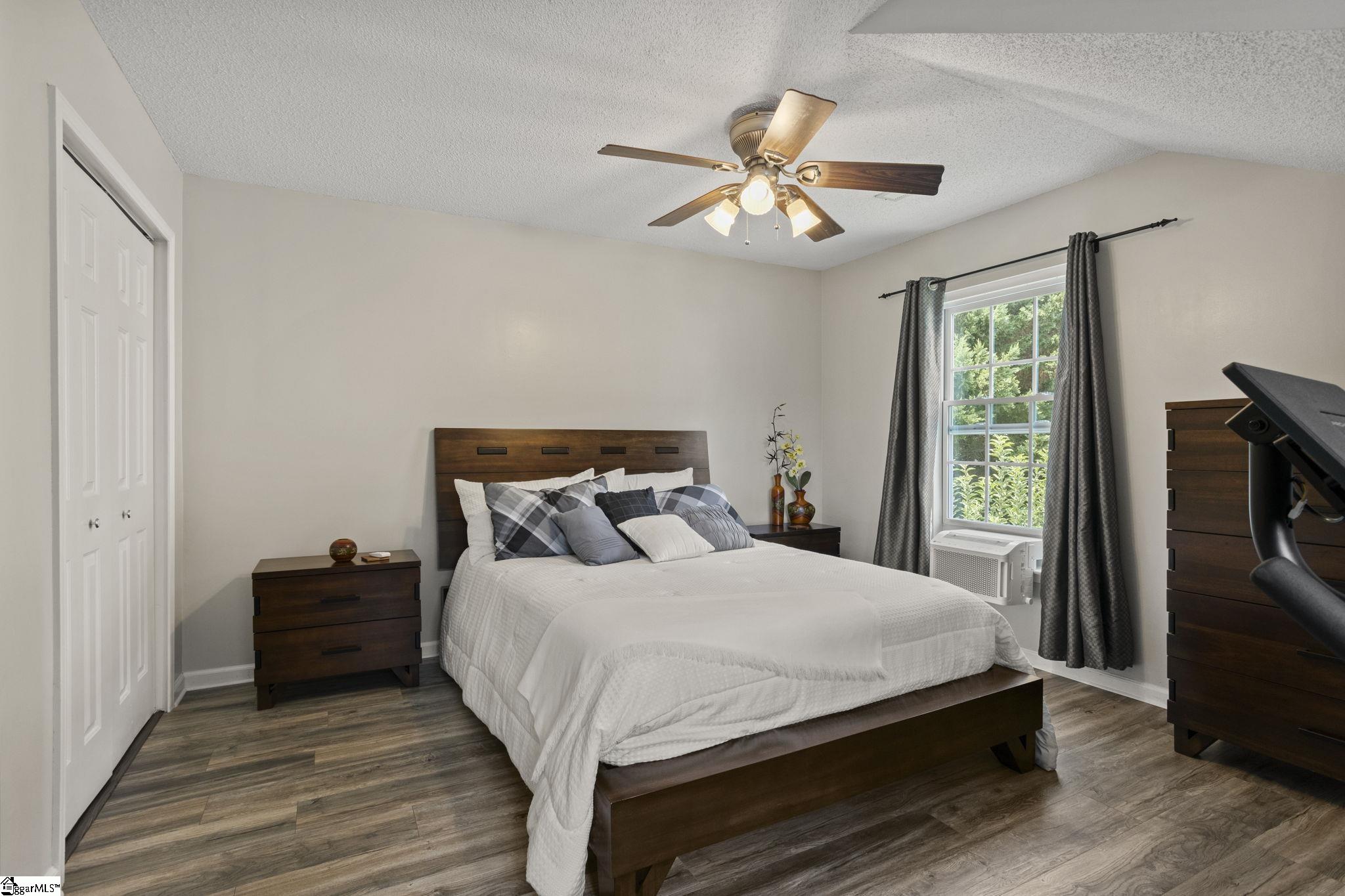 103 Raleigh Court Property Photo 24