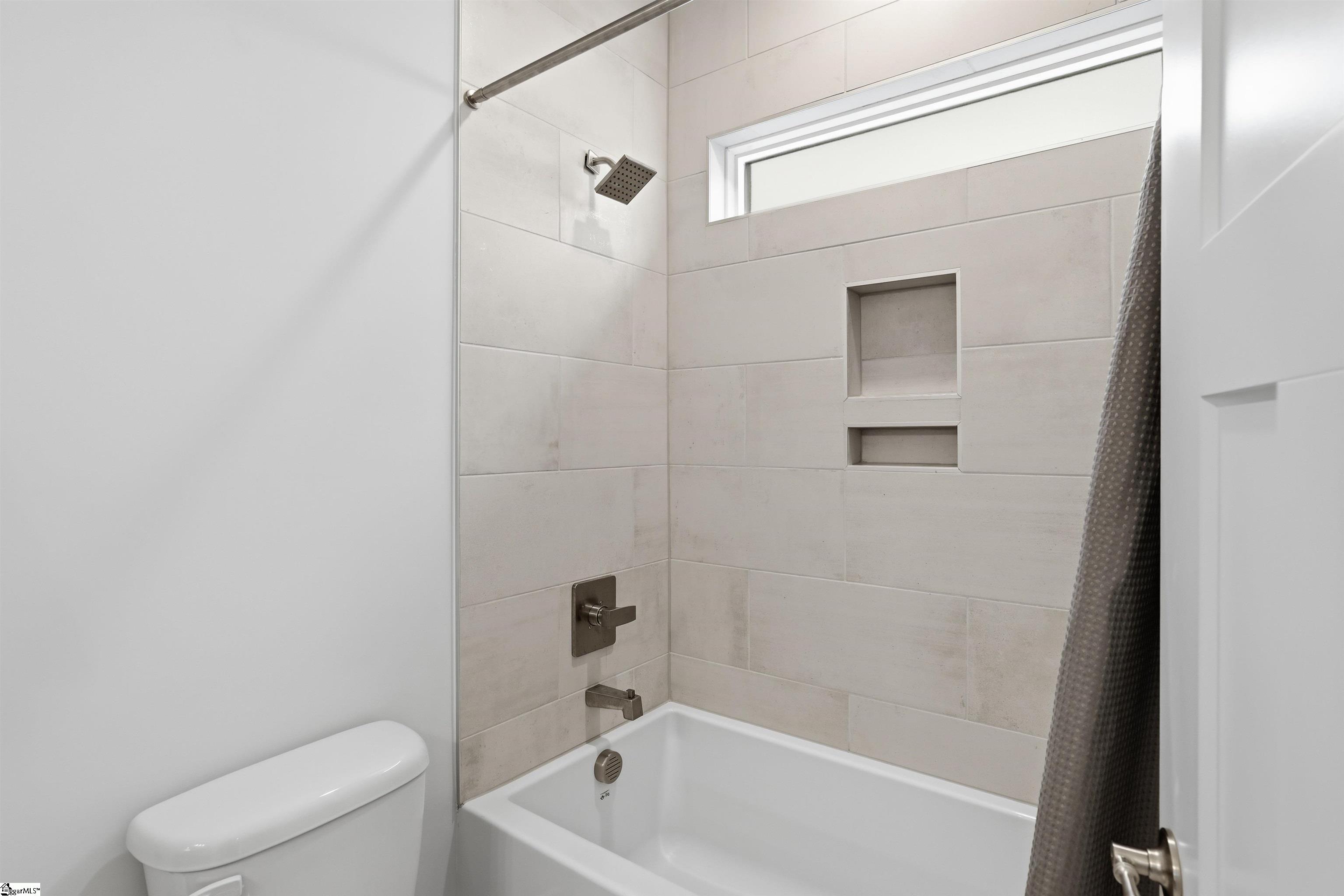528 Coolwater Drive Property Photo 38