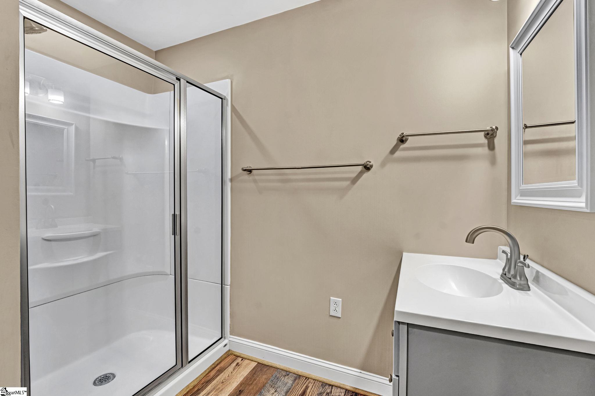 1173 Brook Road Property Photo 23