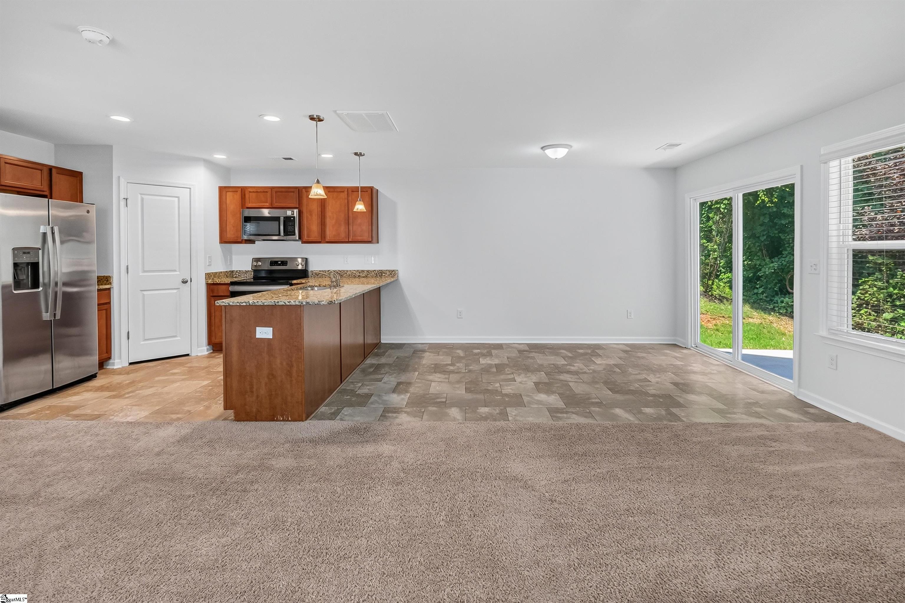 648 Millsgate Circle Property Photo 8