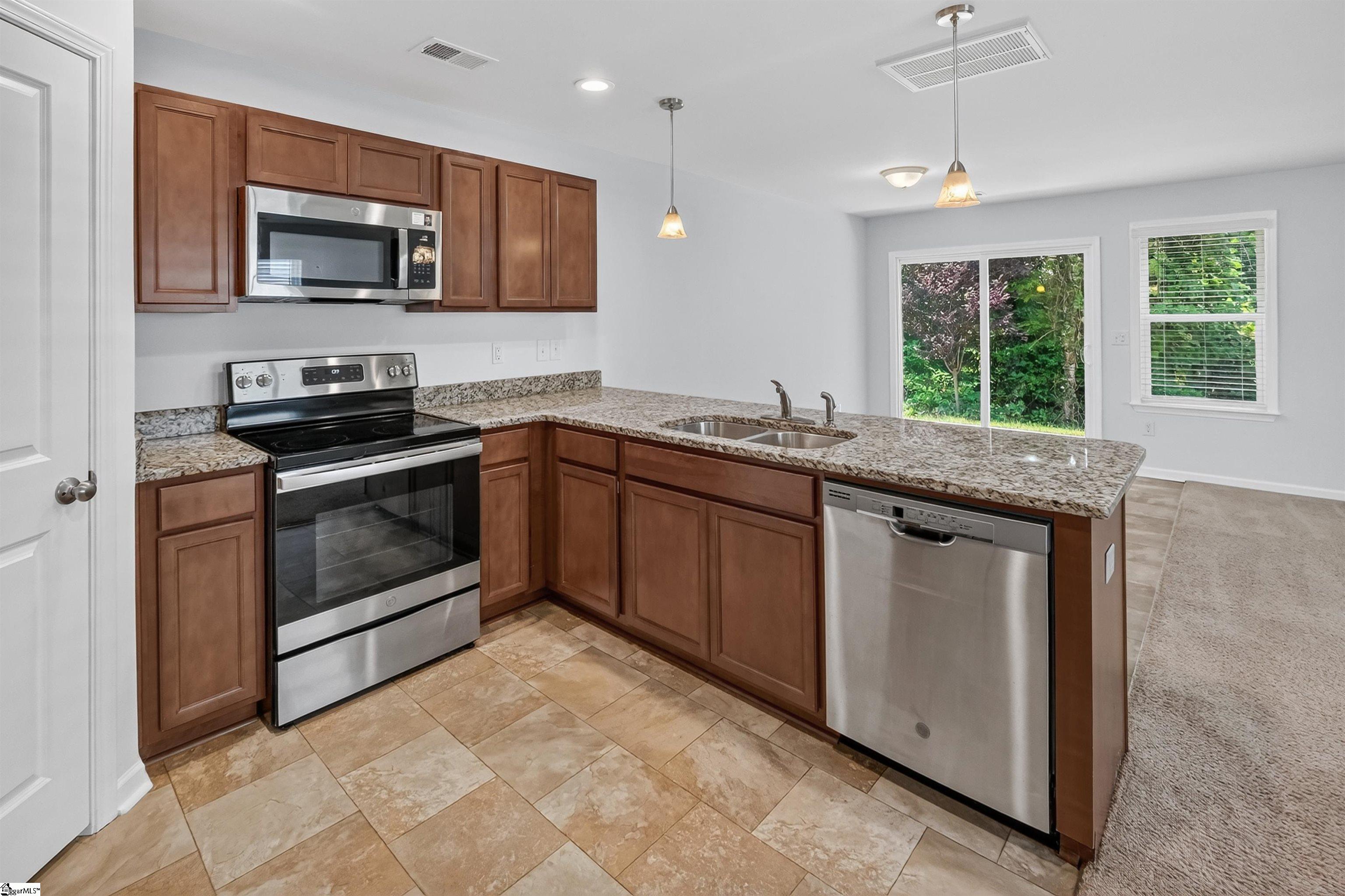 648 Millsgate Circle Property Photo 13