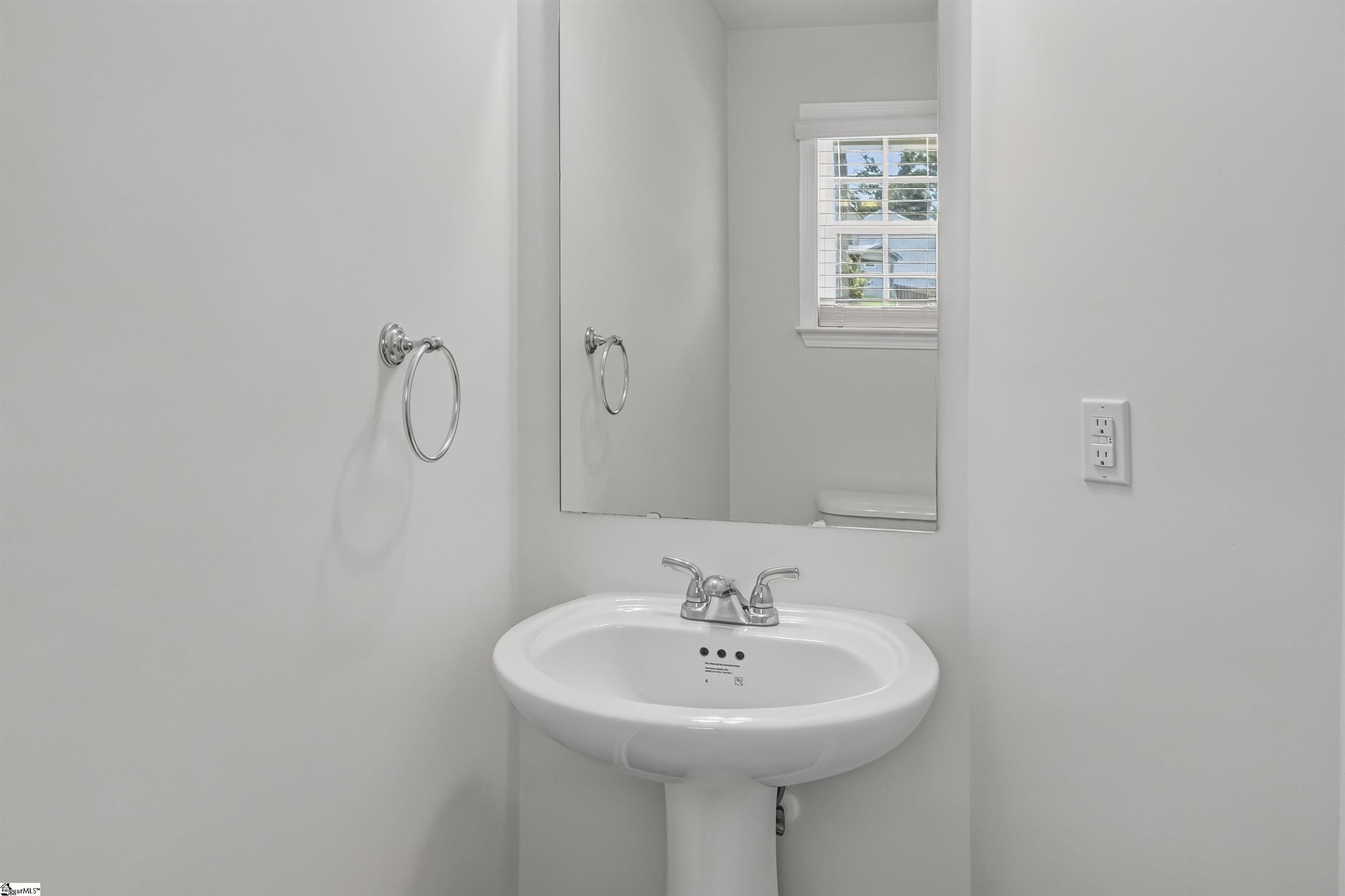 648 Millsgate Circle Property Photo 14