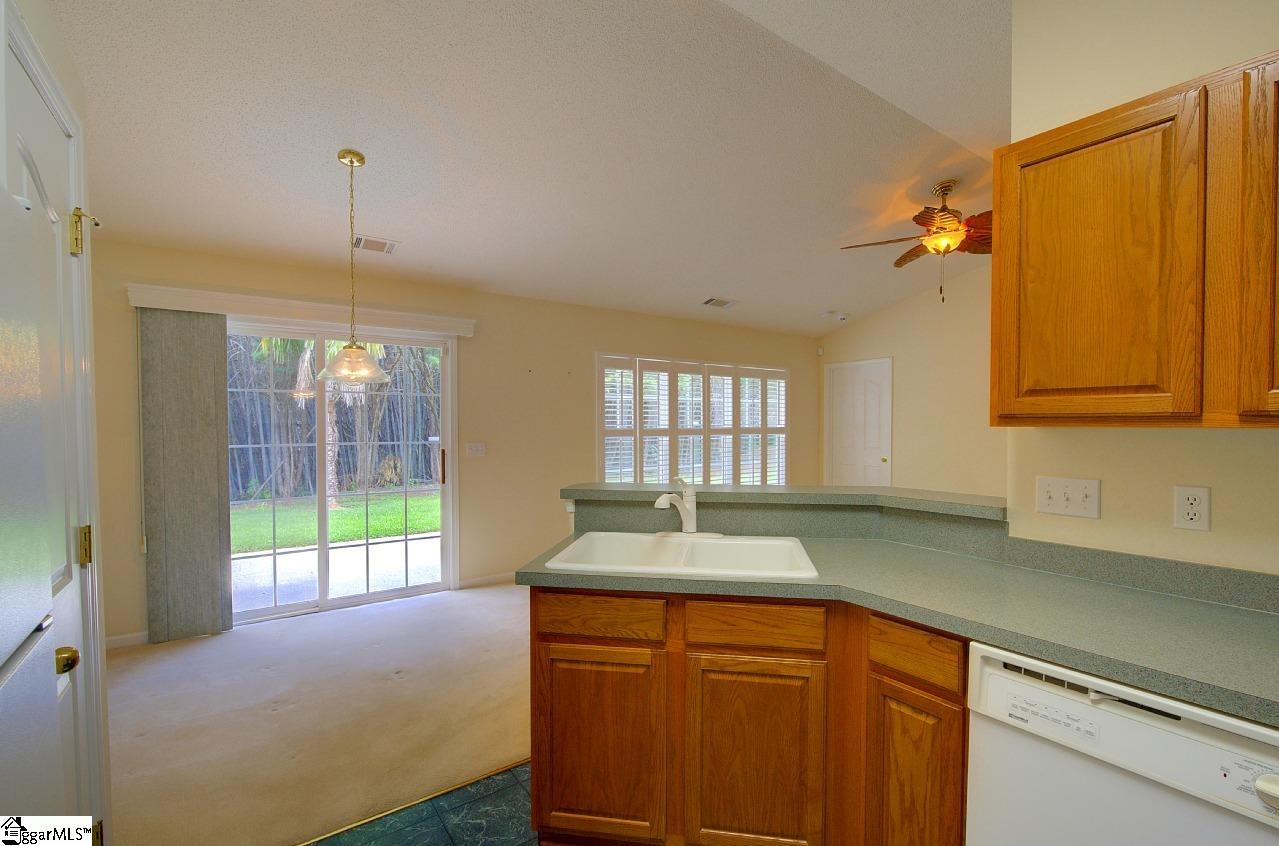 313 Highgate Circle Property Photo 10