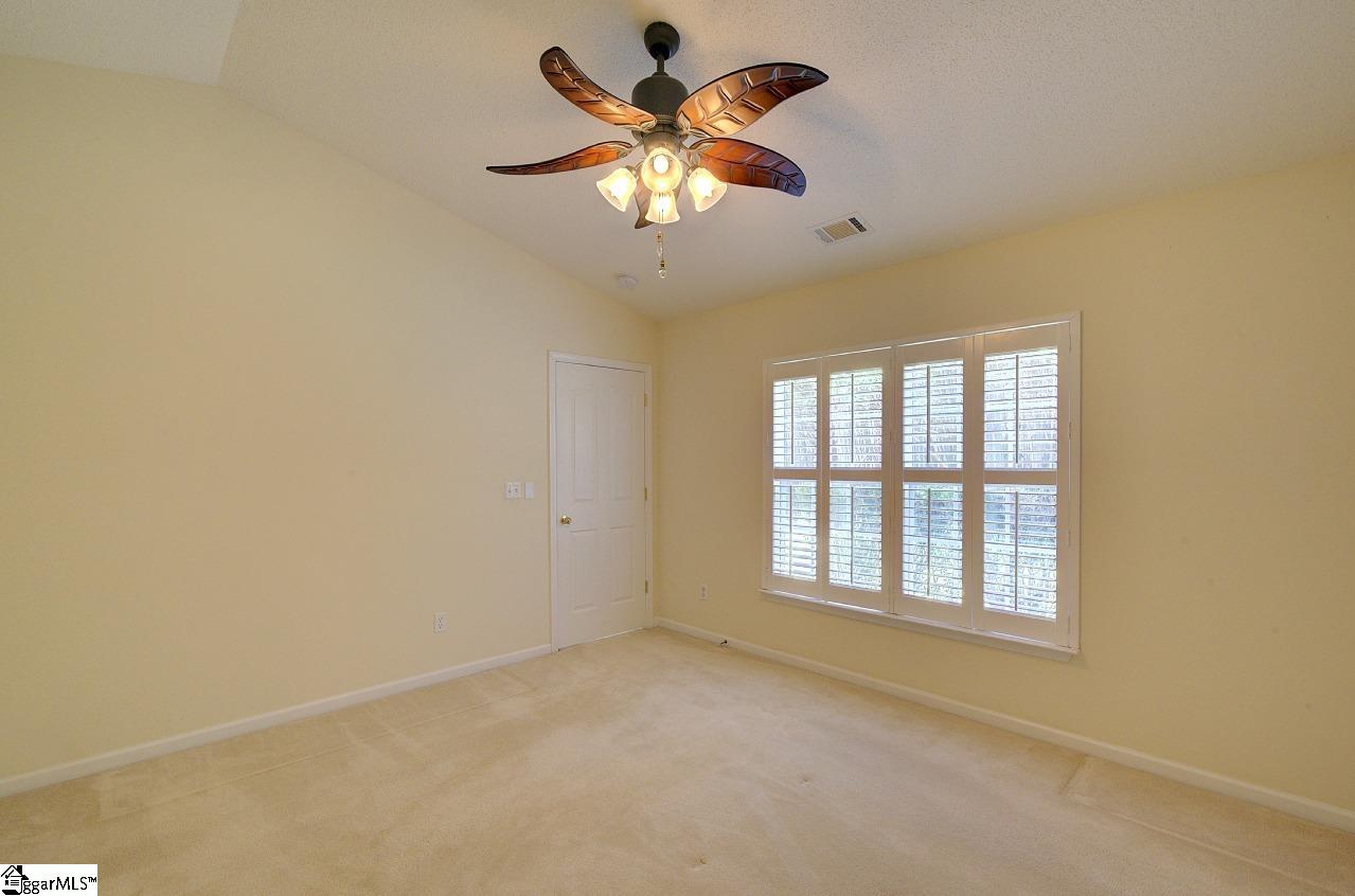 313 Highgate Circle Property Photo 11
