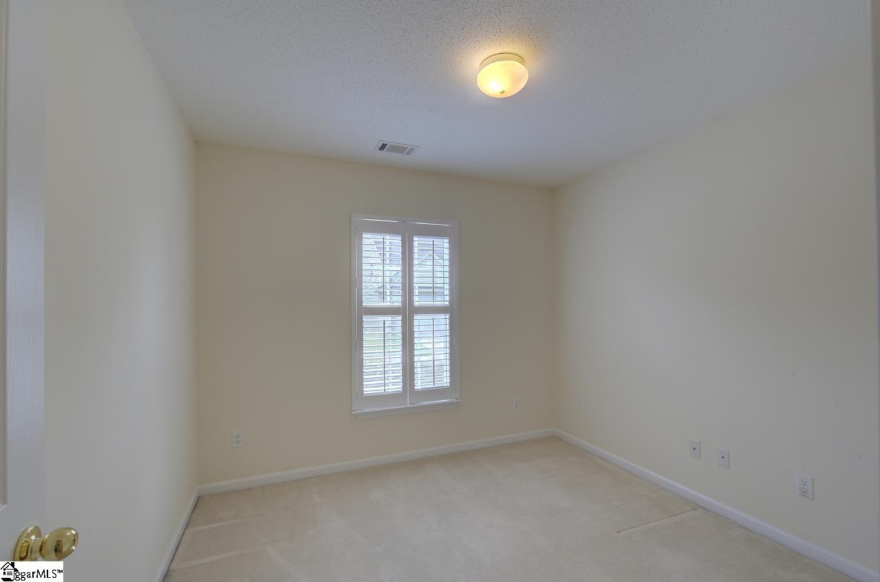 313 Highgate Circle Property Photo 16