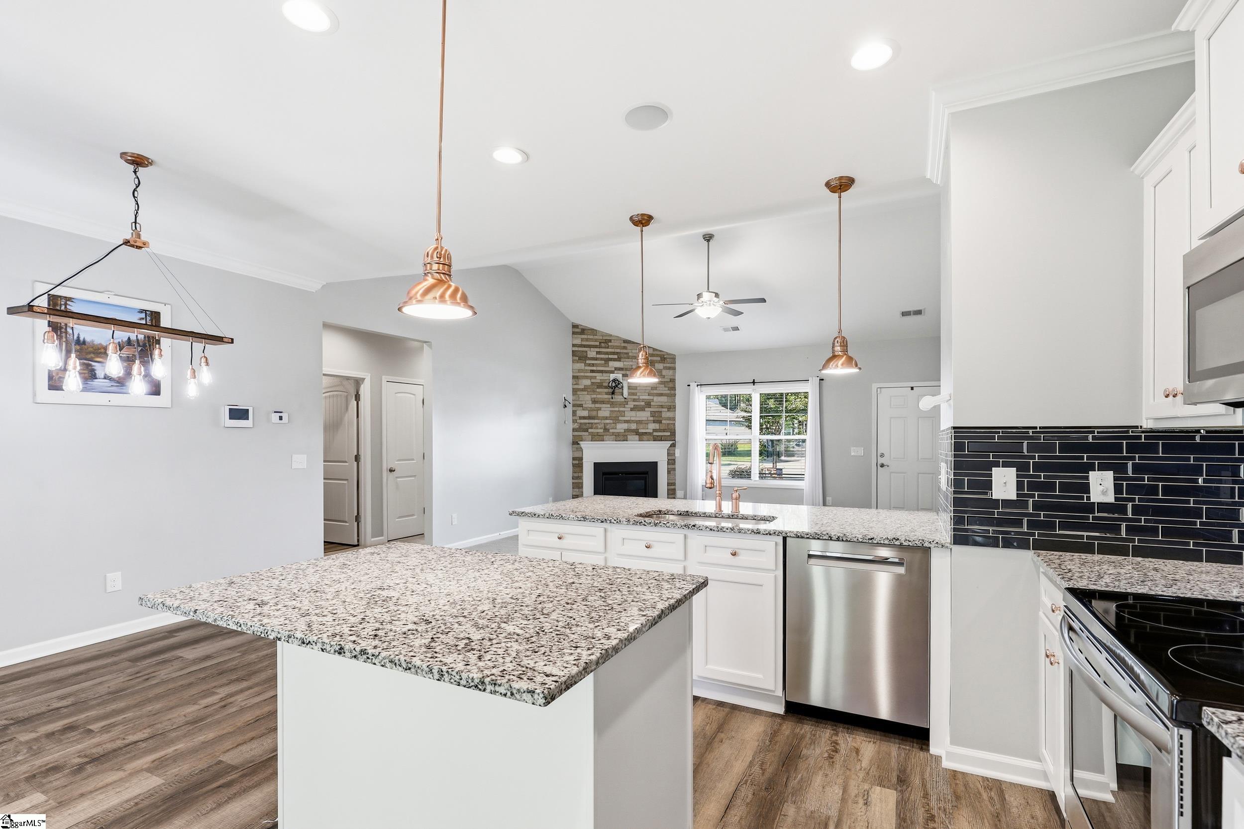 300 Icebow Road Property Photo 11