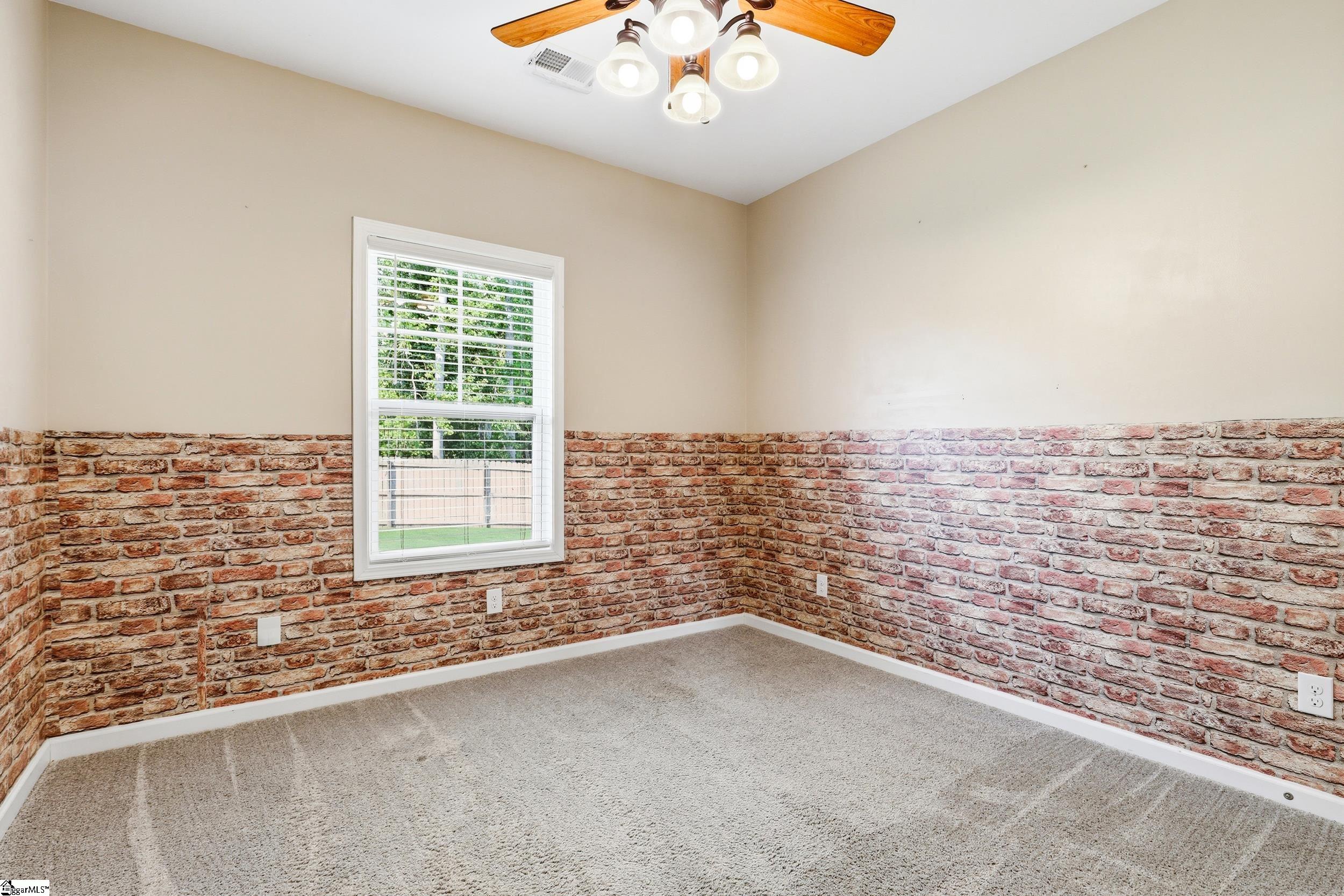 300 Icebow Road Property Photo 19