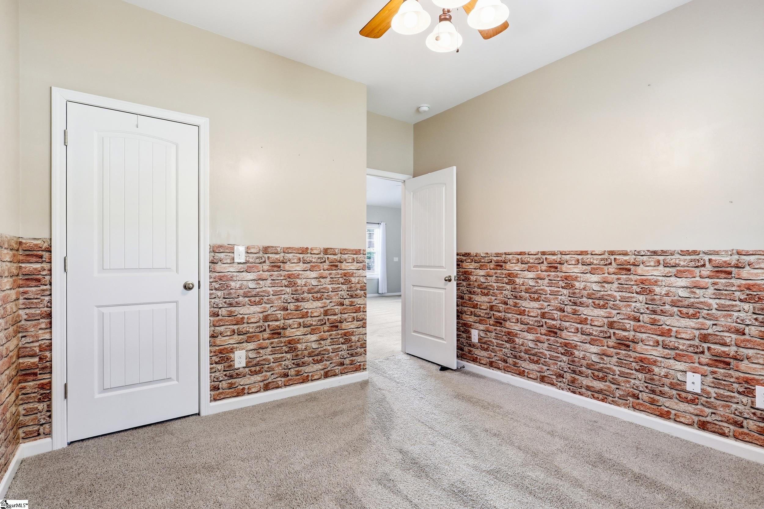 300 Icebow Road Property Photo 20