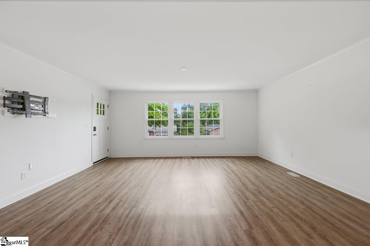 205 Walker Springs Road Property Photo 7