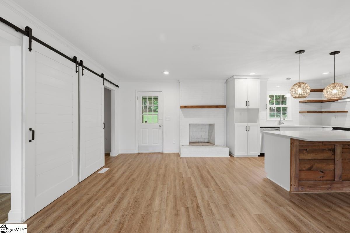 205 Walker Springs Road Property Photo 15