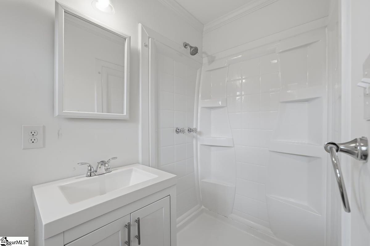205 Walker Springs Road Property Photo 24