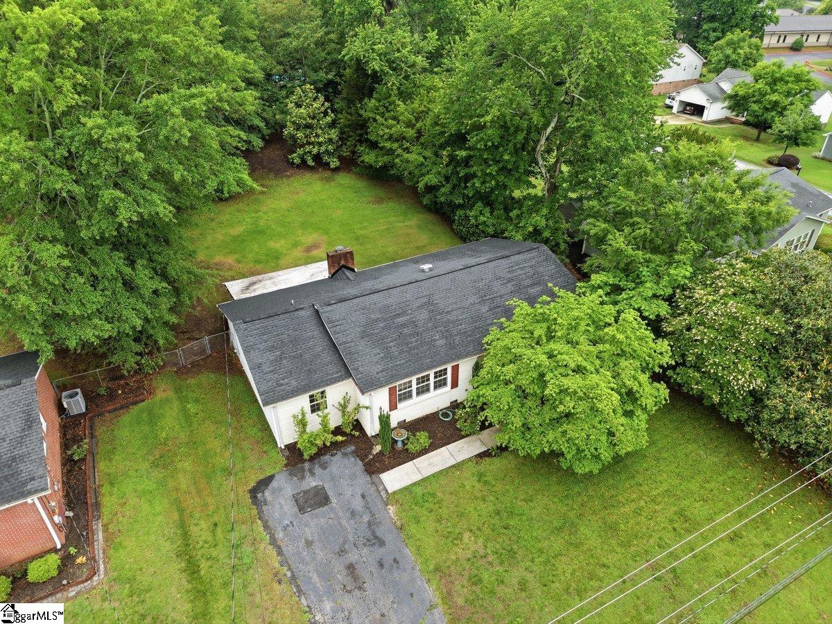 205 Walker Springs Road Property Photo 32