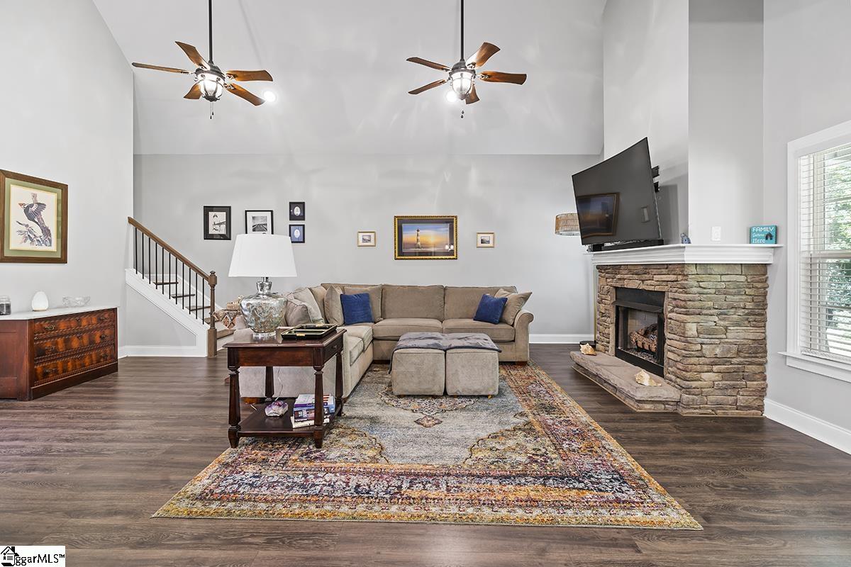 505 Swing About Lane Property Photo 3