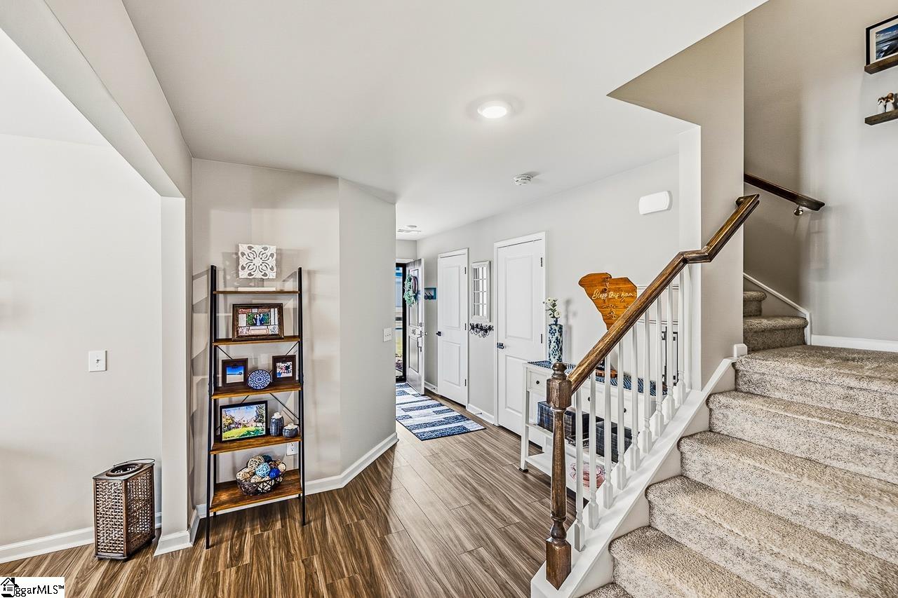 323 Whittier Street Property Photo 5