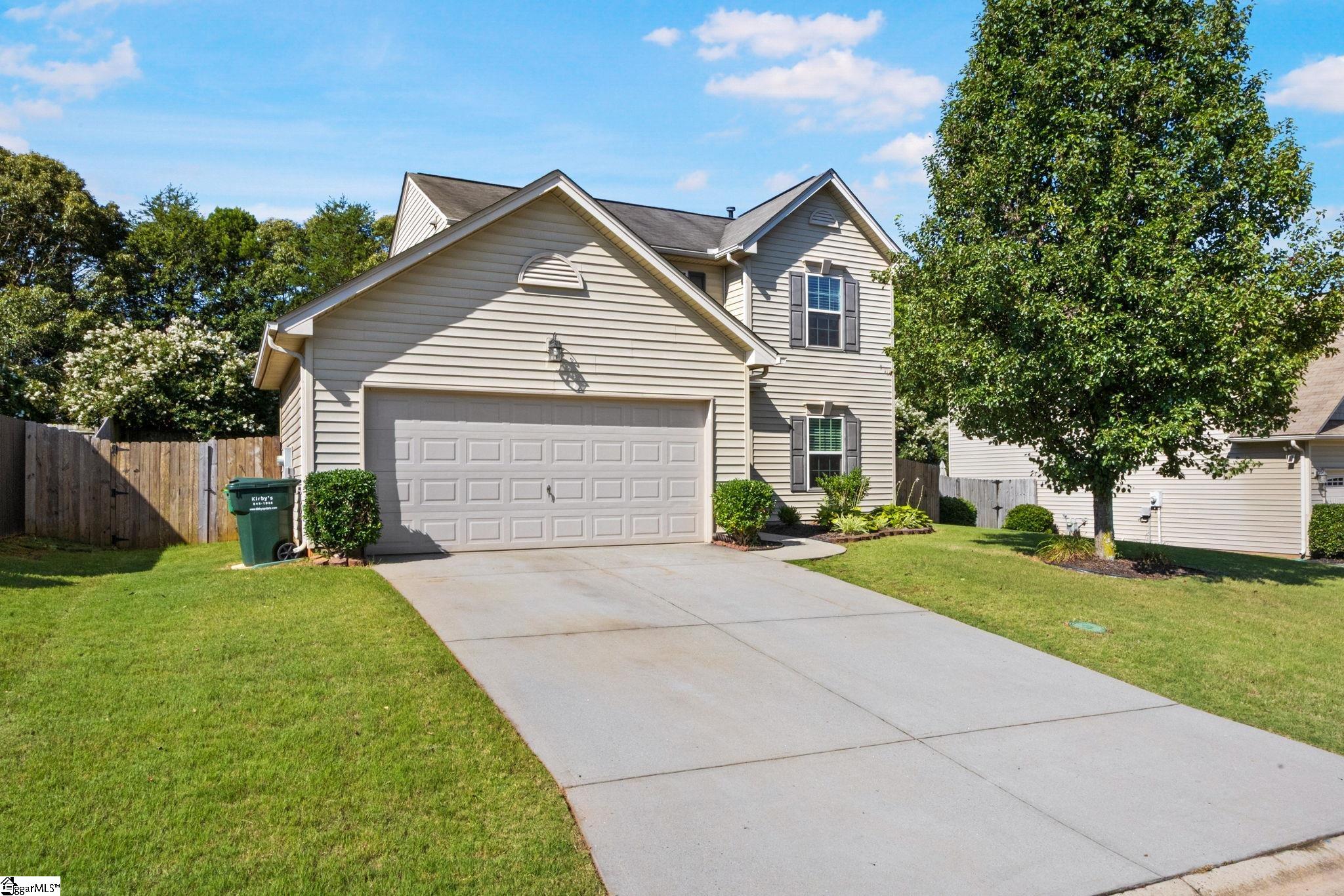 19 Ivory Arch Court Property Photo 2