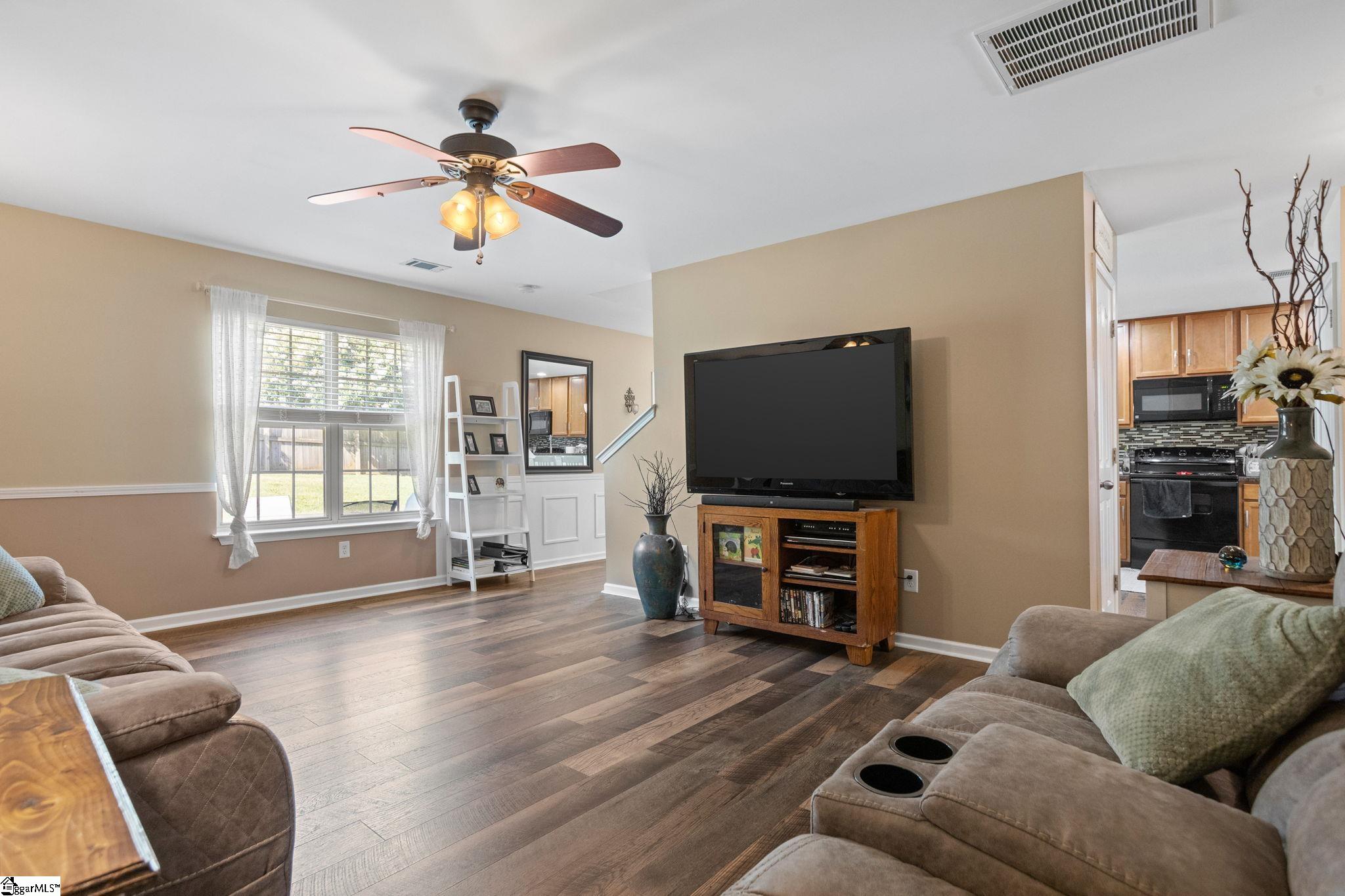 19 Ivory Arch Court Property Photo 9