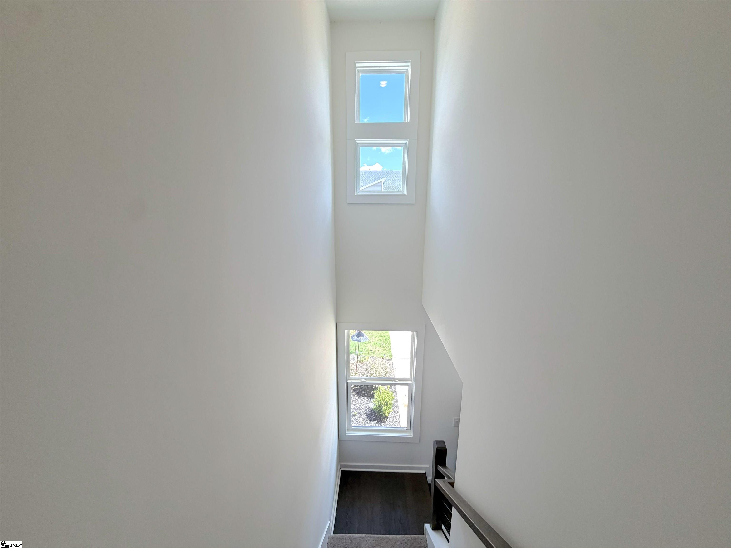 1279 Westgate Village Drive Property Photo 14