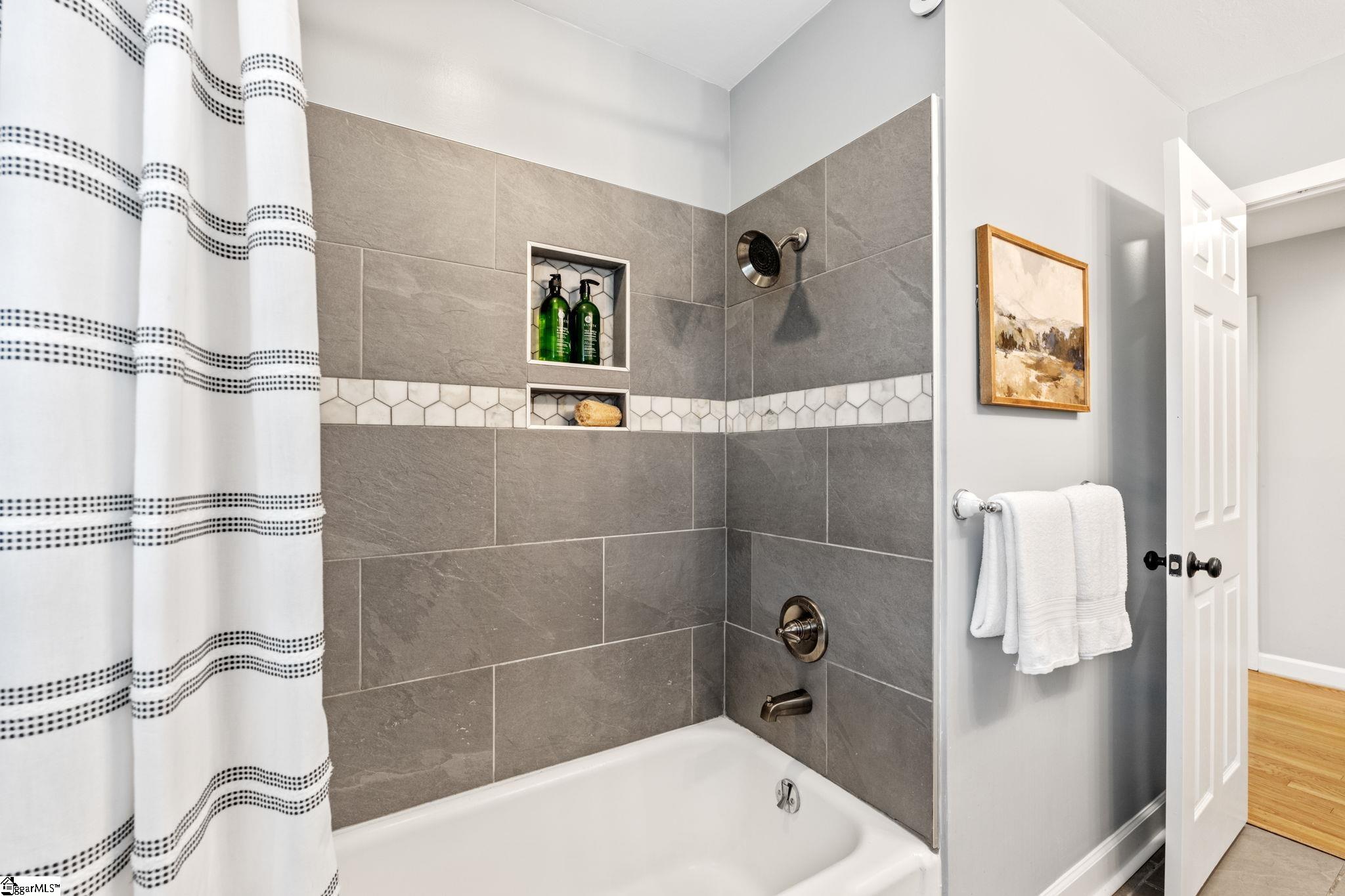 107 Hiawatha Drive Property Photo 17