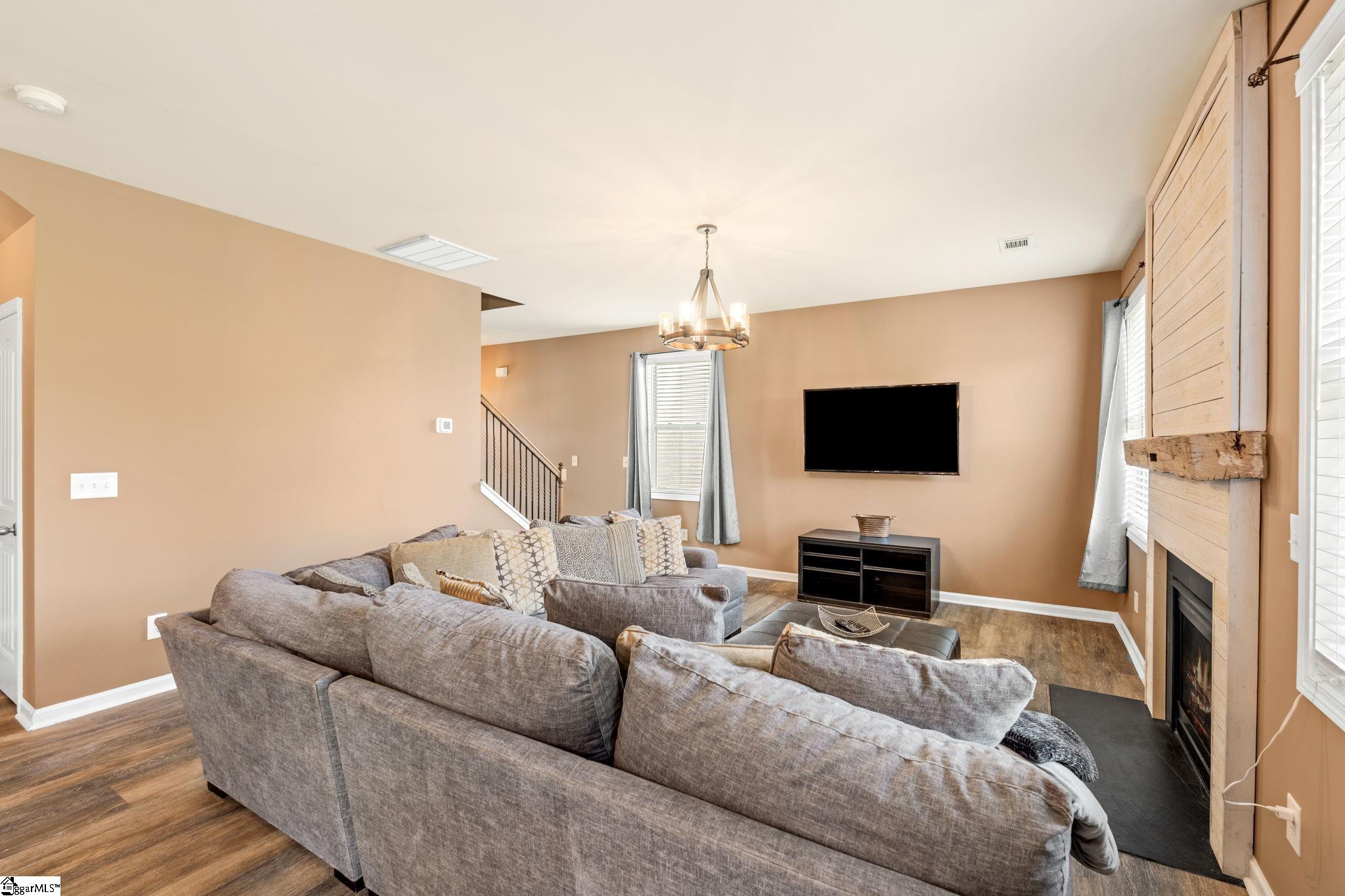 11 Straiharn Place Property Photo 9