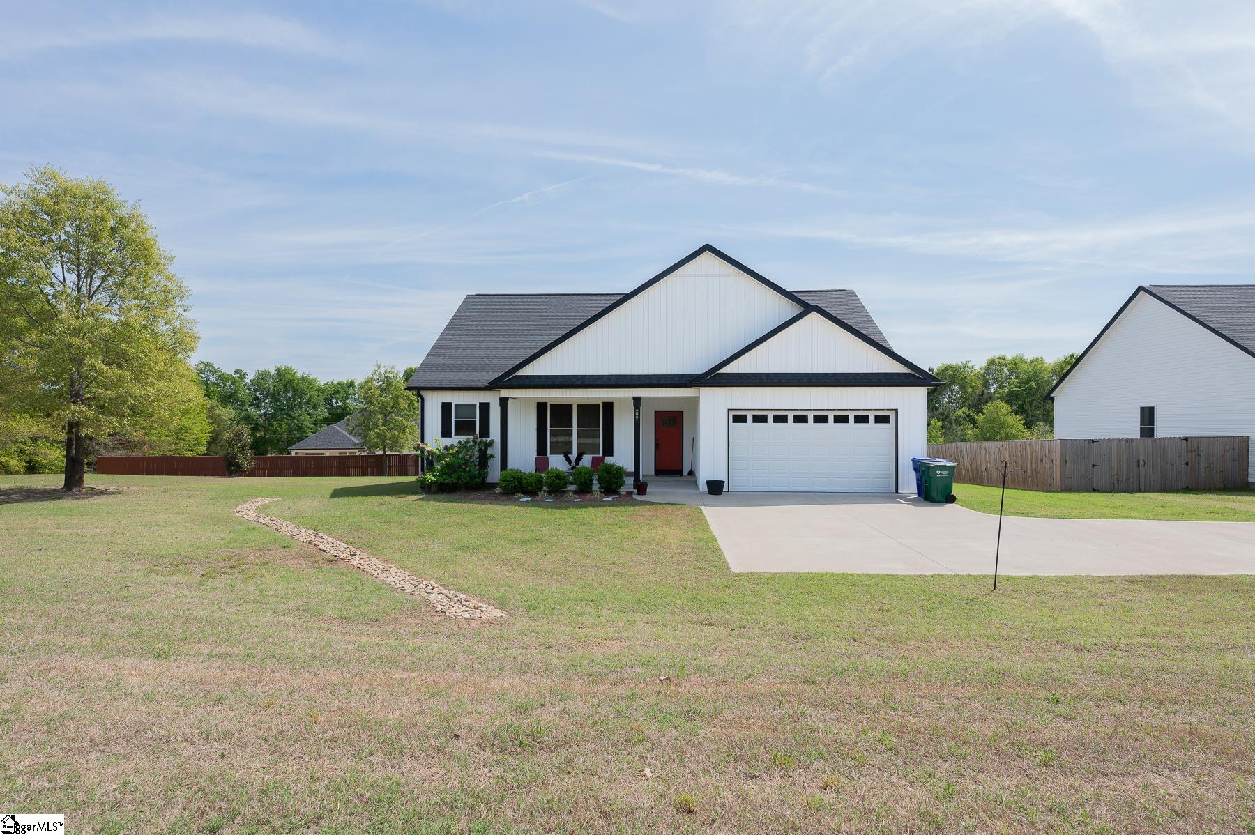 2991 Hwy 417 Property Photo 2