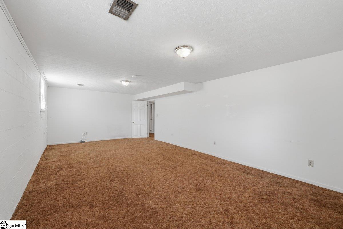 200 Eastcliffe Way Property Photo 26