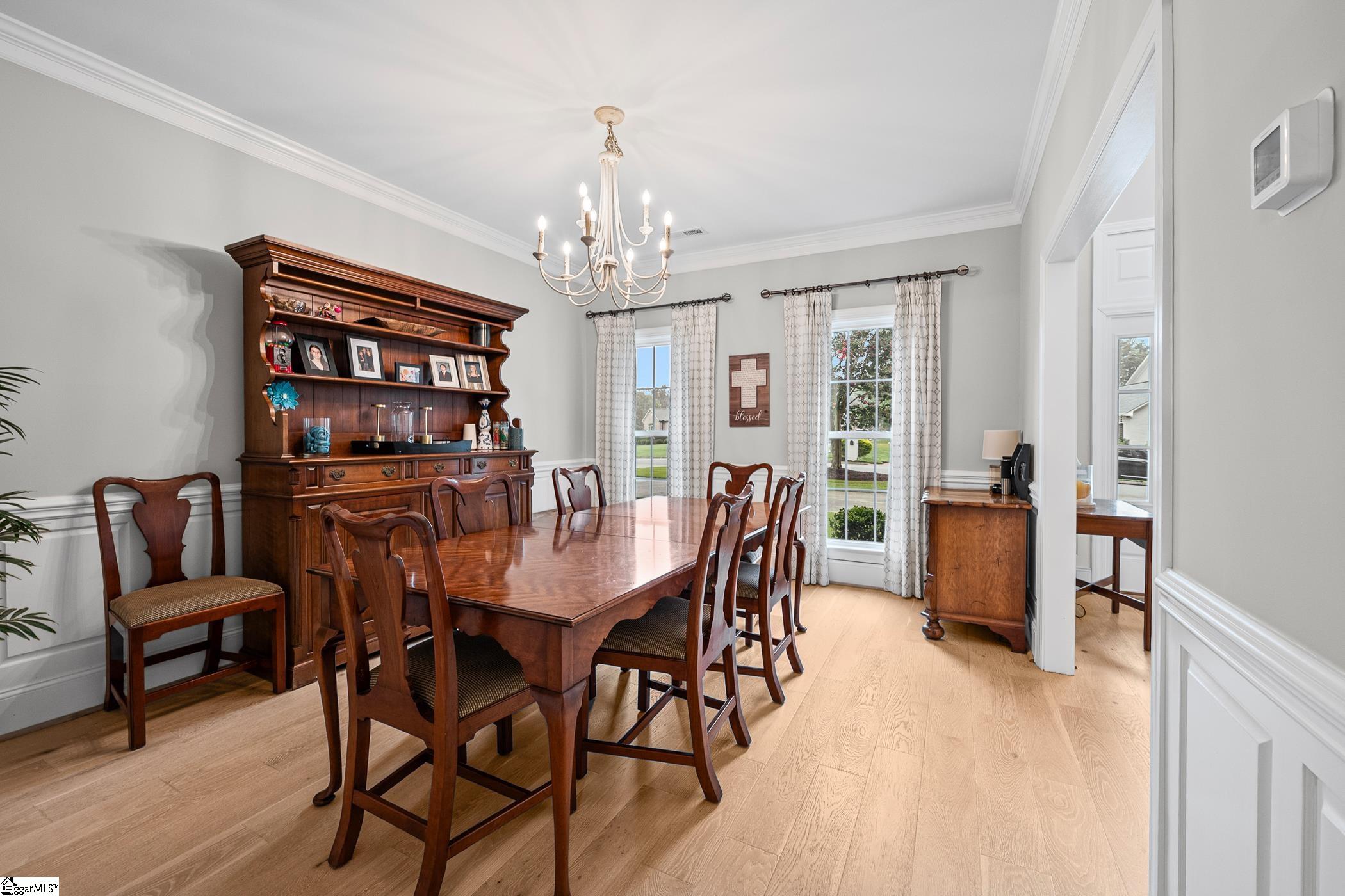 107 Annandale Avenue Property Photo 8