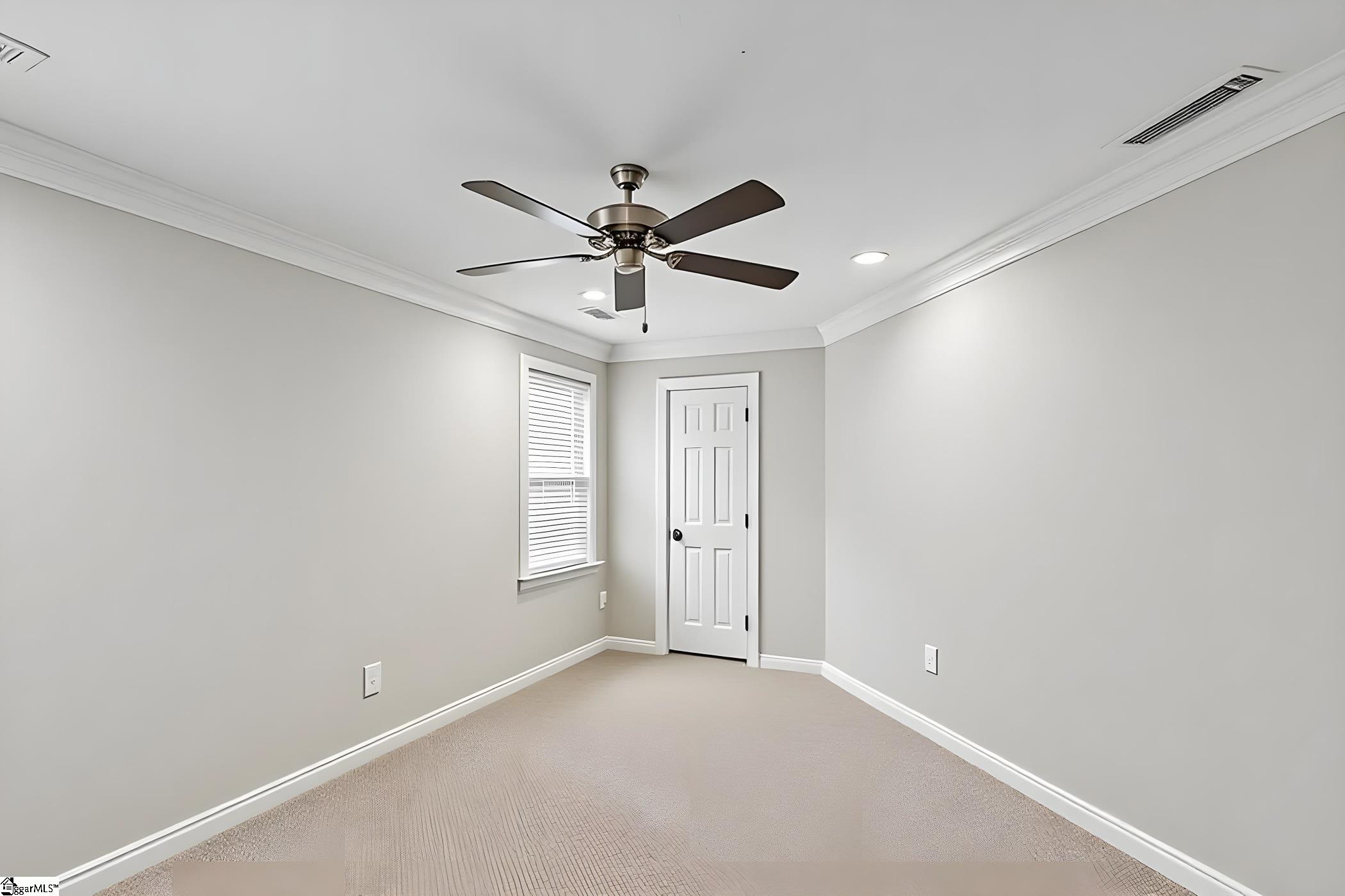 107 Annandale Avenue Property Photo 33