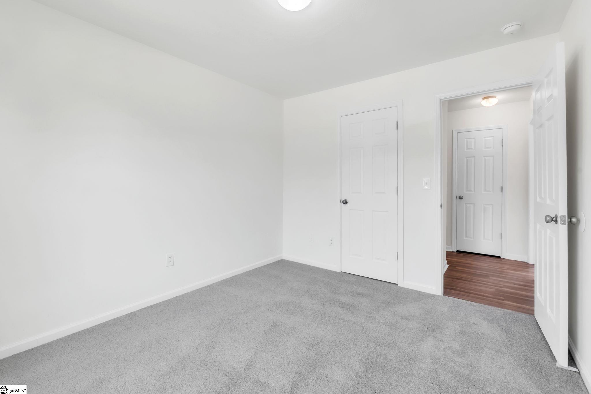 205 Riverbreeze Road Property Photo 18
